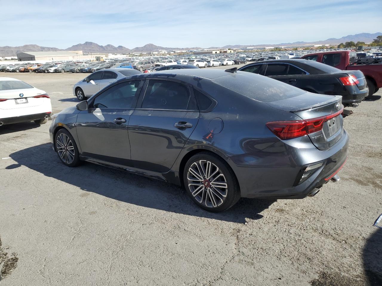 2021 Kia Forte - Image 2