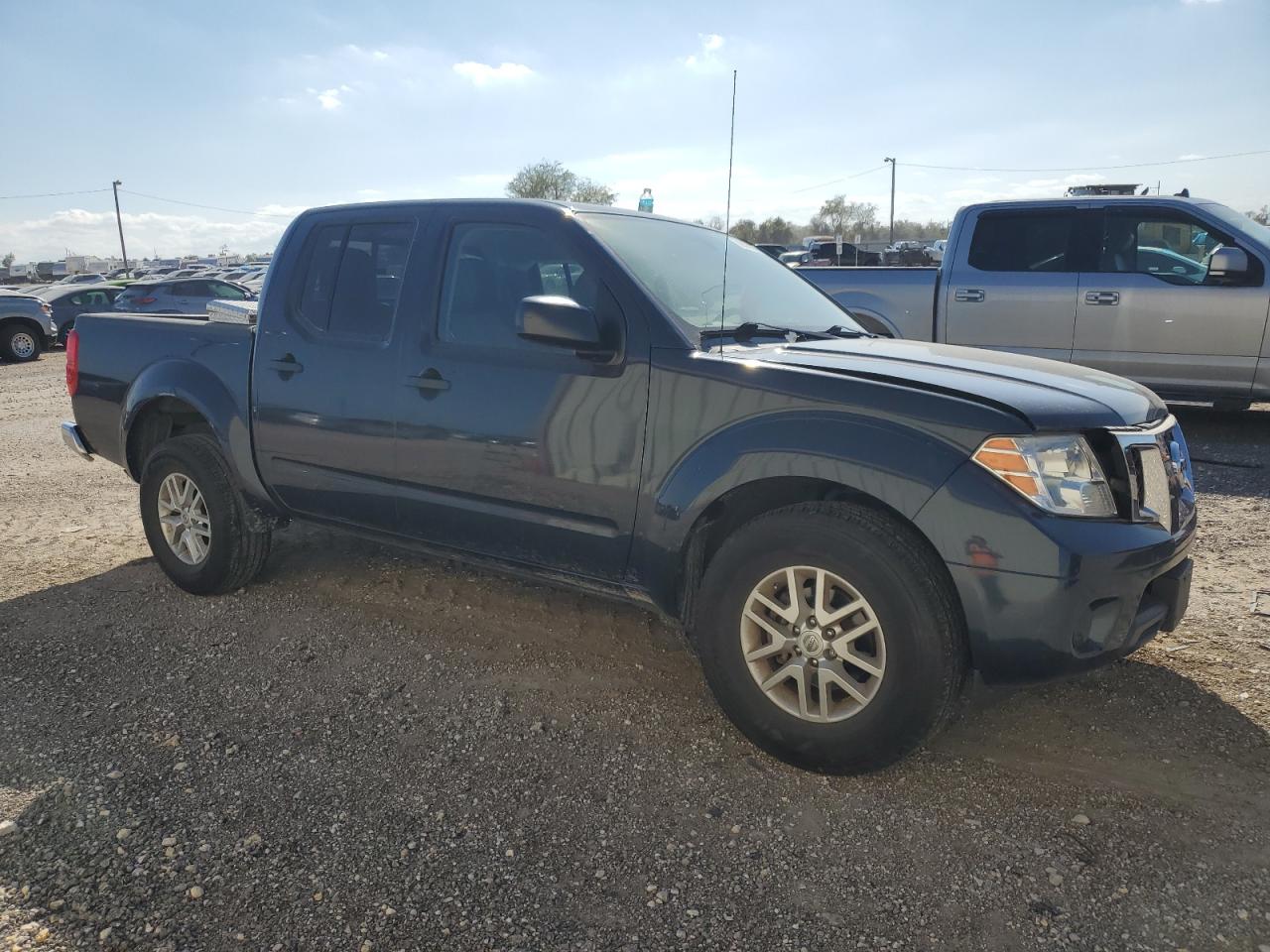 2019 Nissan Navara (Frontier) - Image 4