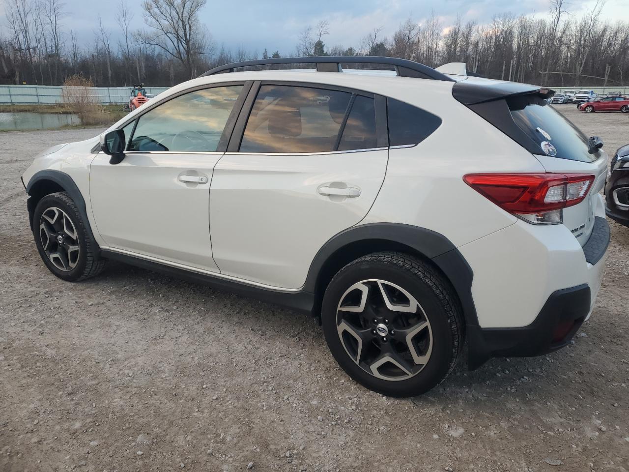 VIN JF2GTAJC2JH292159 2018 SUBARU CROSSTREK no.2