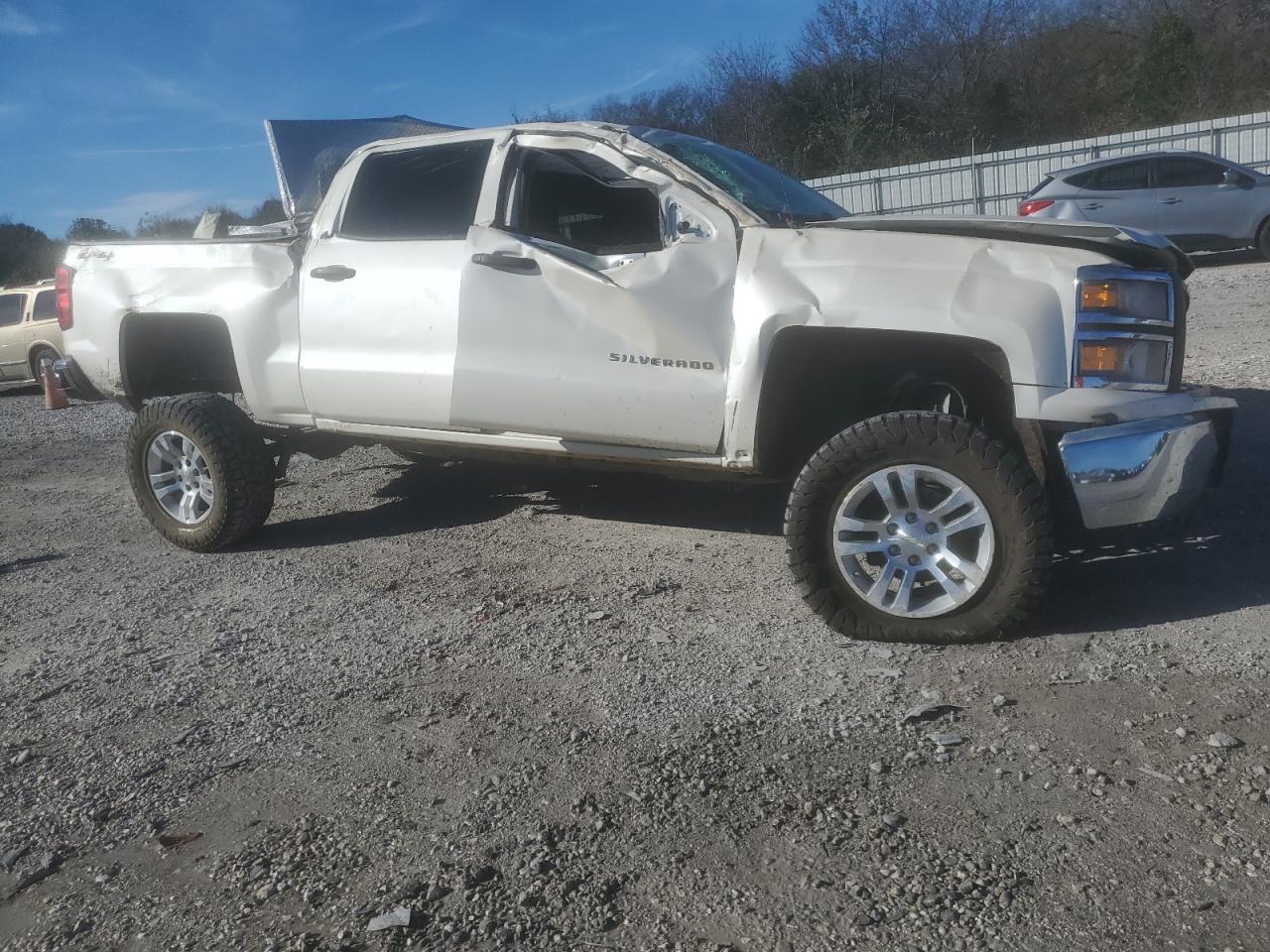 2014 Chevrolet Silverado - Image 4