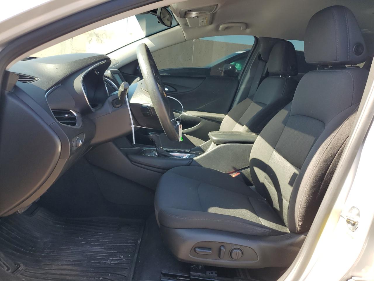 2018 Chevrolet Malibu - Image 7