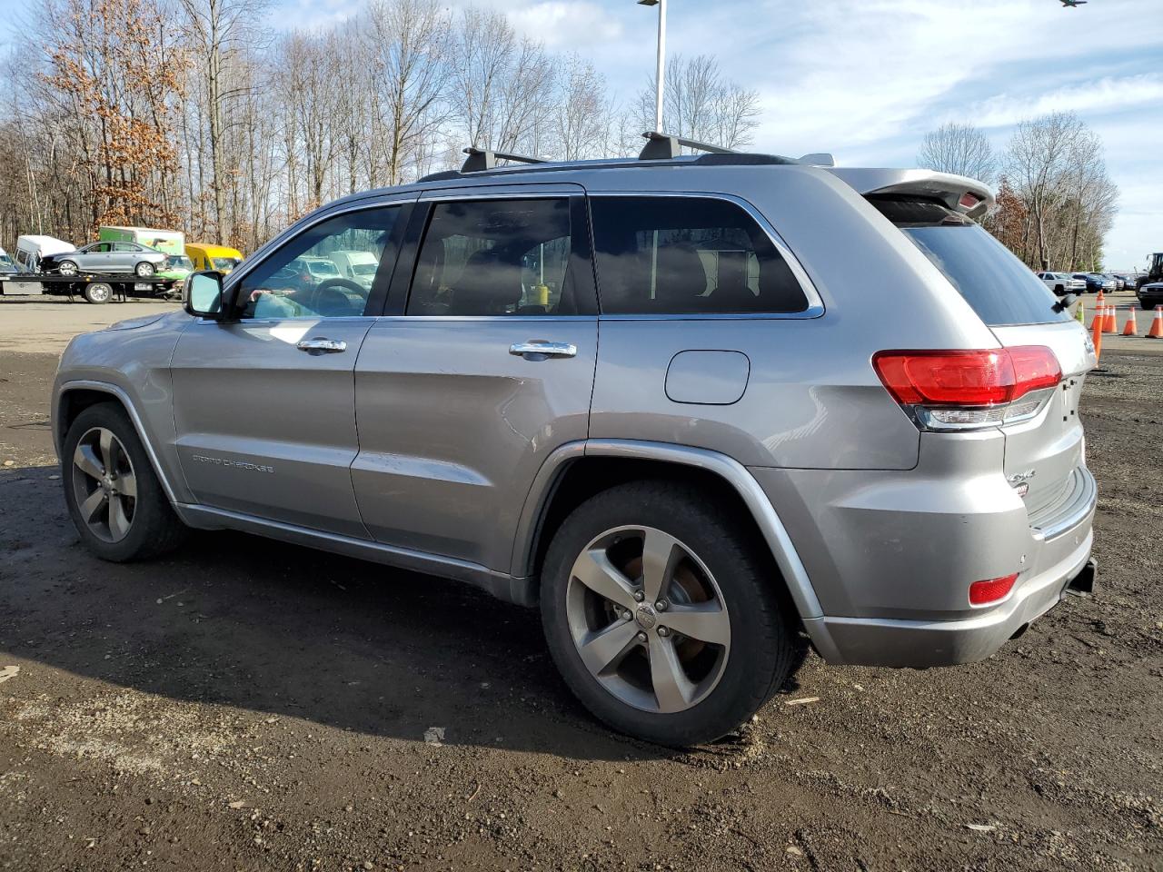 2016 Jeep Grand Cherokee - Image 2