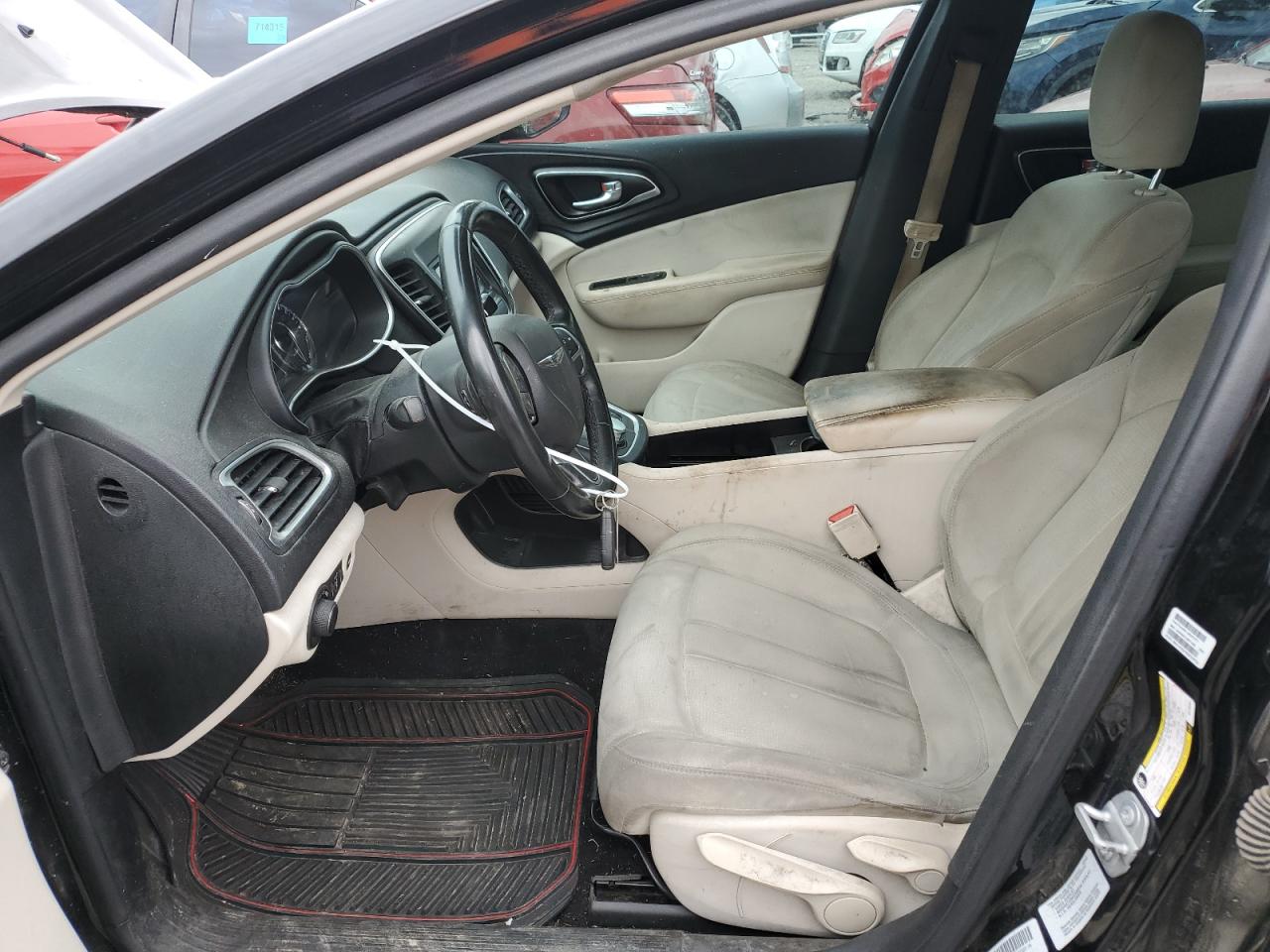 2016 Chrysler 200 - Image 7