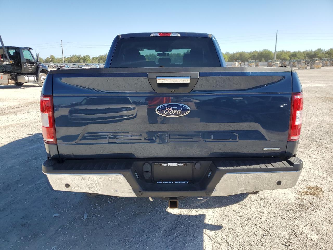 2020 Ford F150 Super Cab VIN: 1FTEX1C41LFA08812 Lot: 81624874