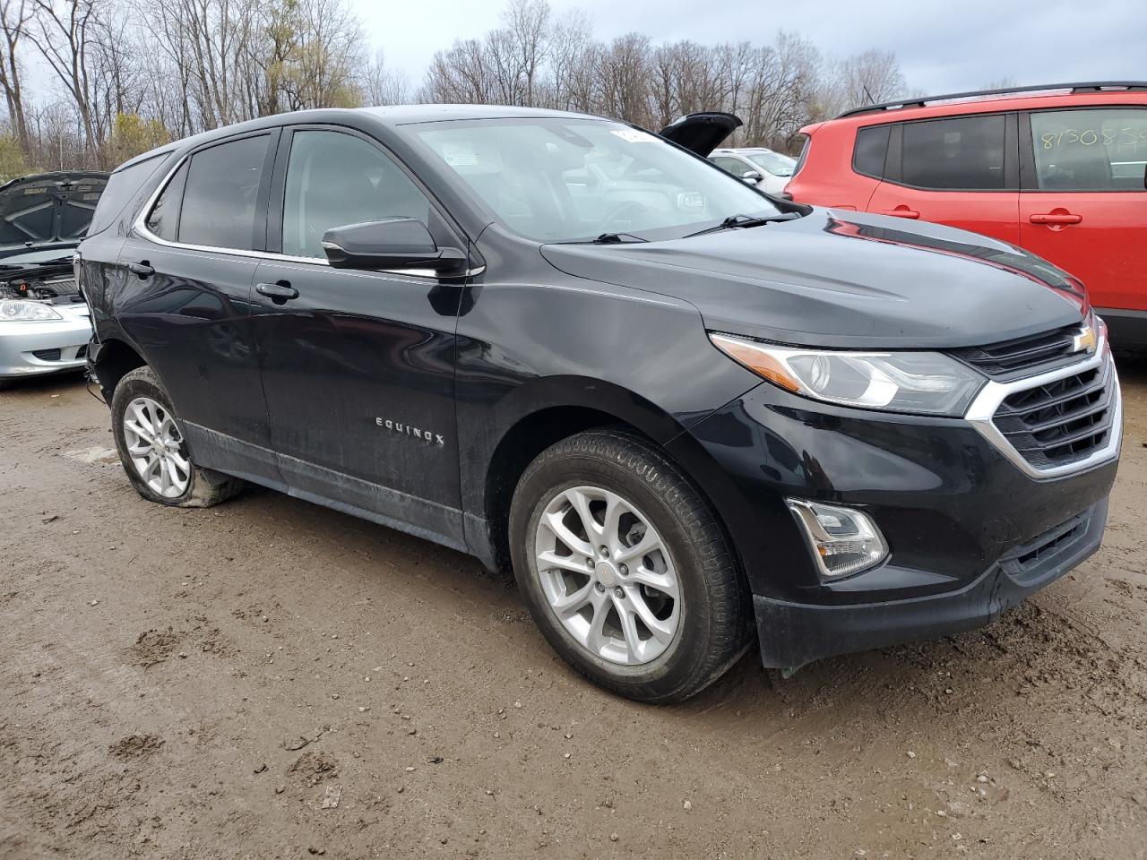 VIN 3GNAXJEV6KL353849 2019 CHEVROLET EQUINOX no.4