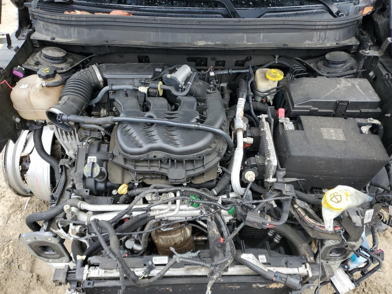2017 Jeep Grand Cherokee - Image 12