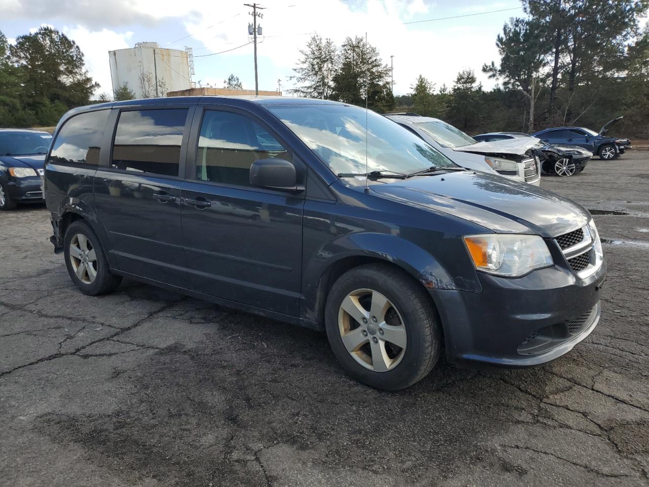 2013 Dodge Caravan - Image 4