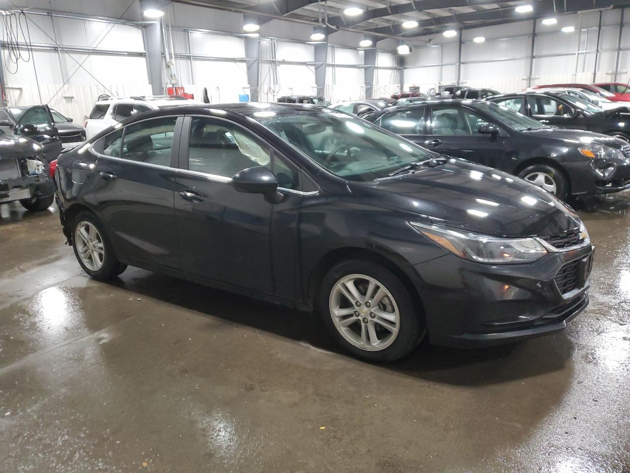 2017 Chevrolet Cruze - Image 4