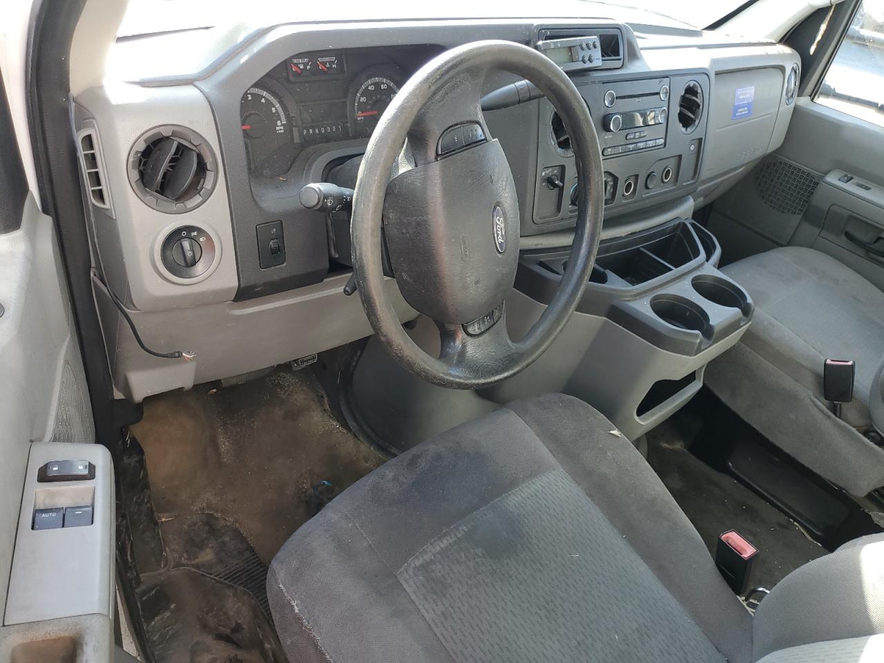 2014 Ford Econoline - Image 8