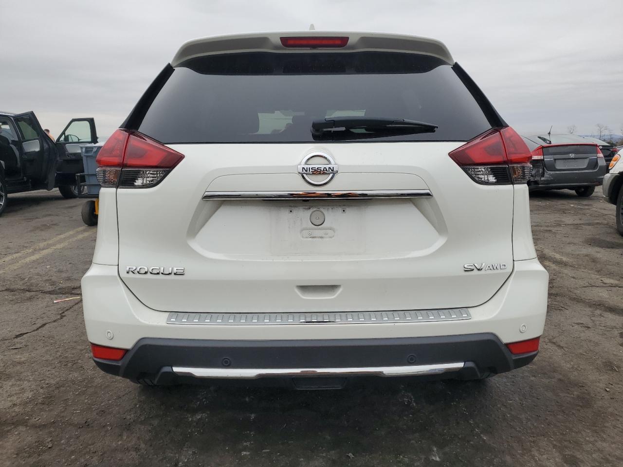 2020 Nissan Rogue S VIN: 5N1AT2MV0LC773322 Lot: 81365424