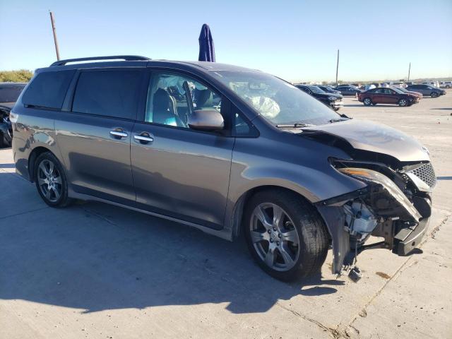 Minivans TOYOTA SIENNA 2017 Szary