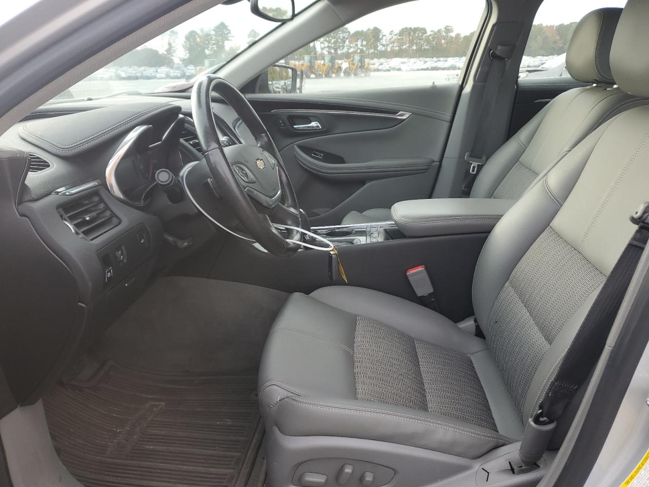 2018 Chevrolet Impala - Image 7