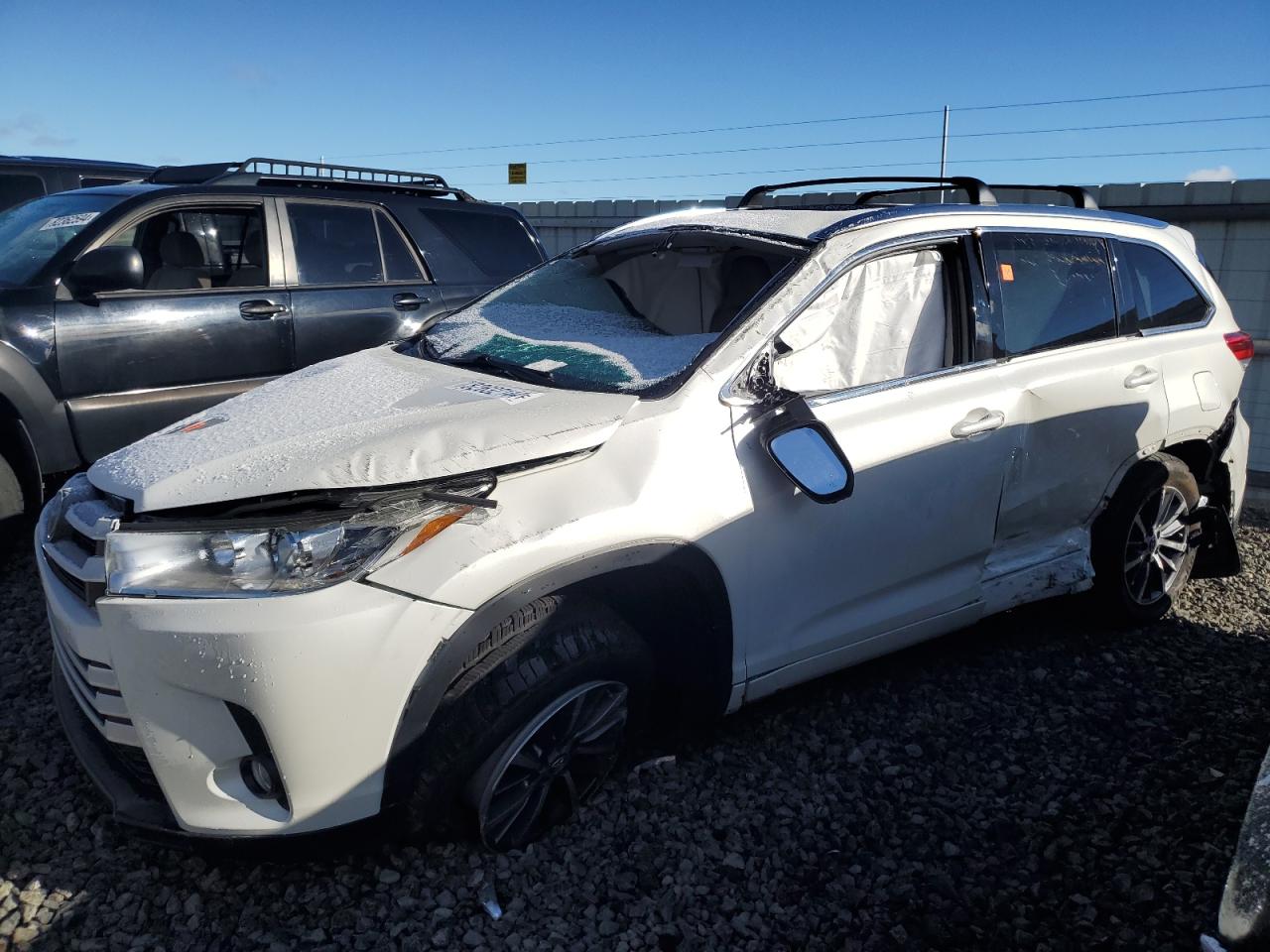 2018 TOYOTA HIGHLANDER