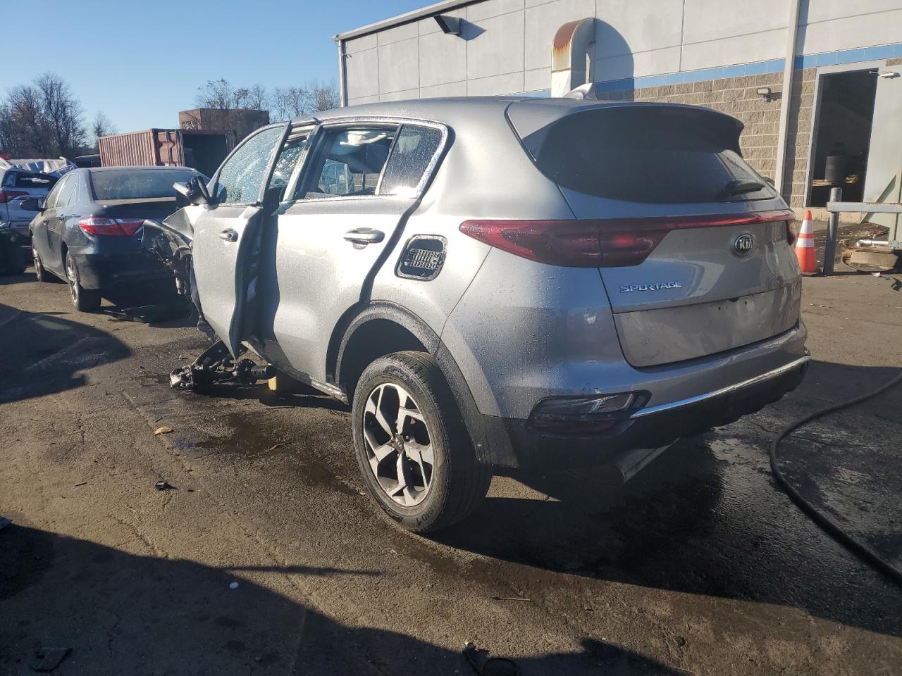 2021 Kia Sportage - Image 2