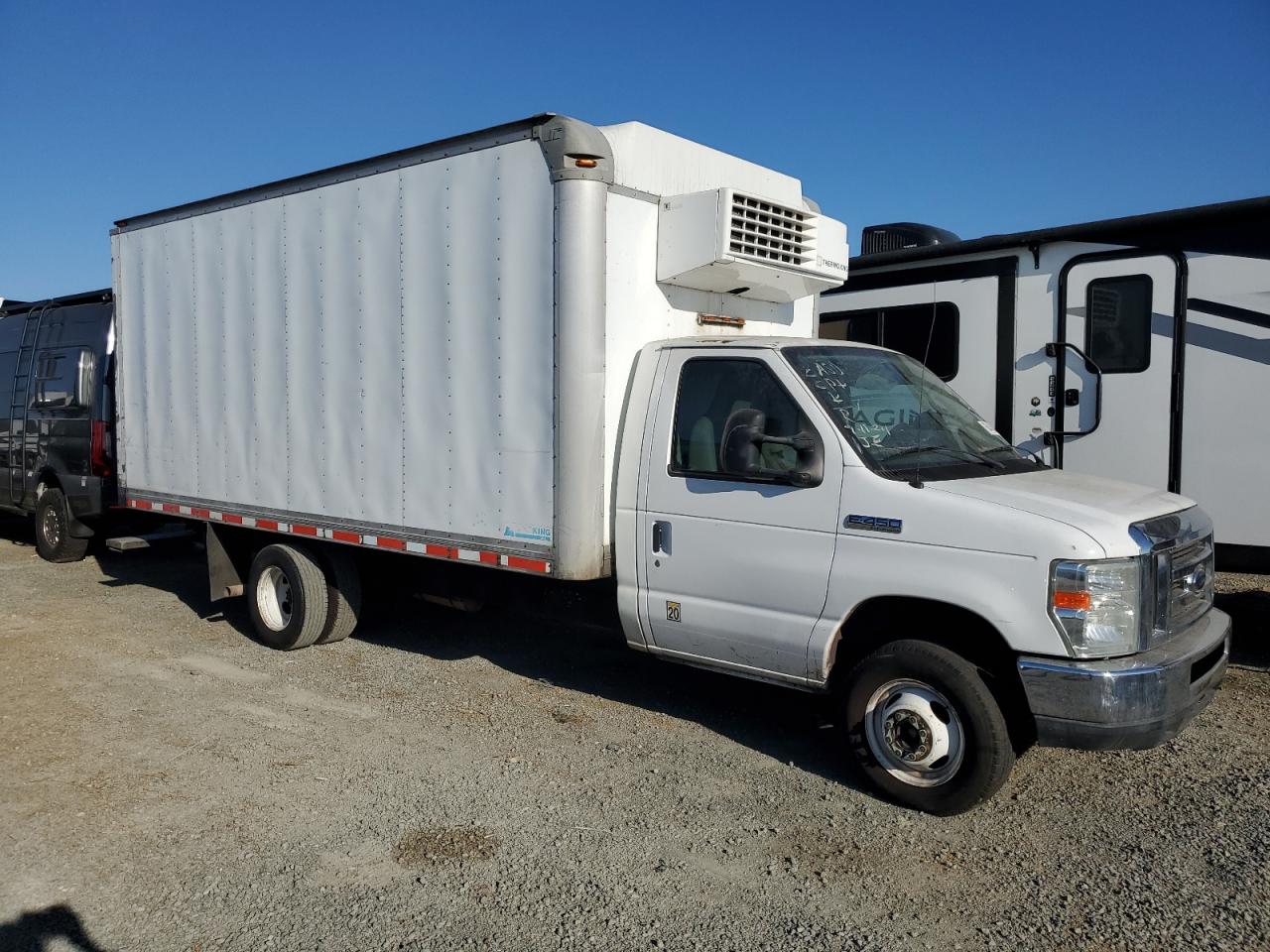 2014 Ford Econoline - Image 4