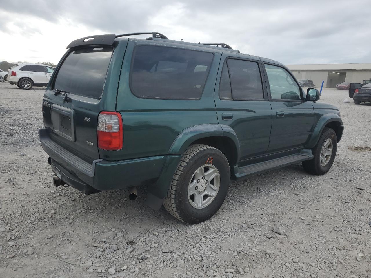 2000 Toyota 4Runner - Image 3
