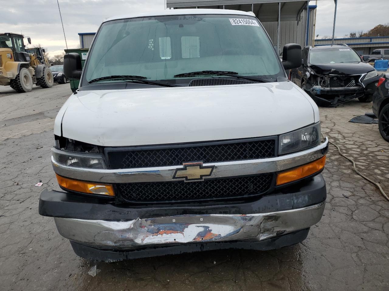 VIN 1GCWGAFG6J1904933 2018 CHEVROLET EXPRESS no.5