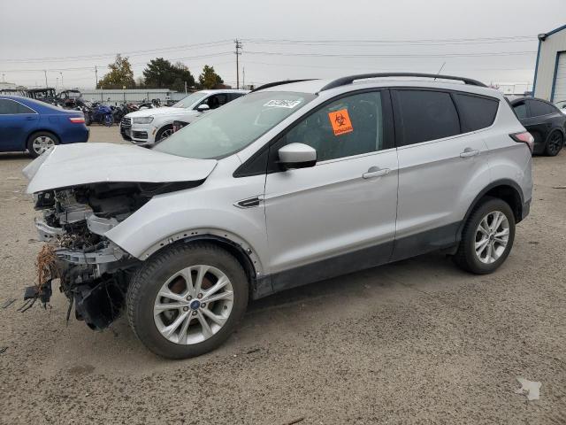  FORD ESCAPE 2018 Srebrny