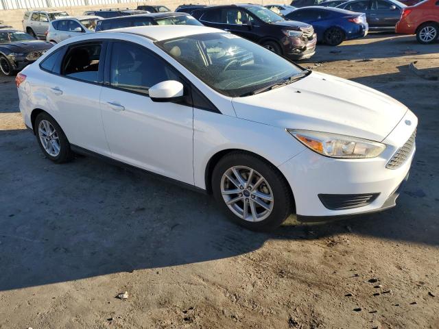  FORD FOCUS 2018 White