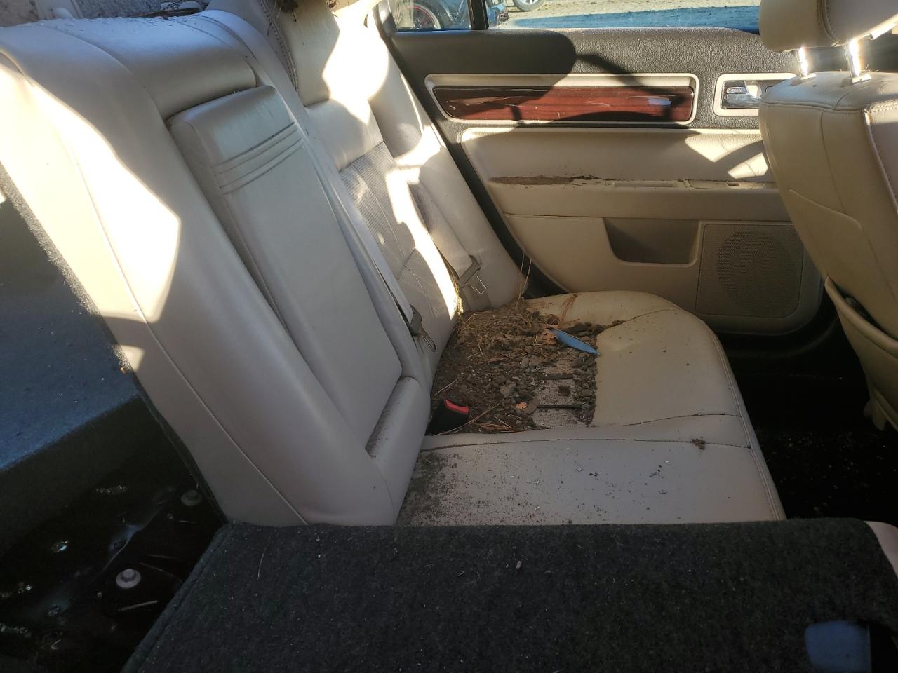2008 Lincoln MKZ - Image 10