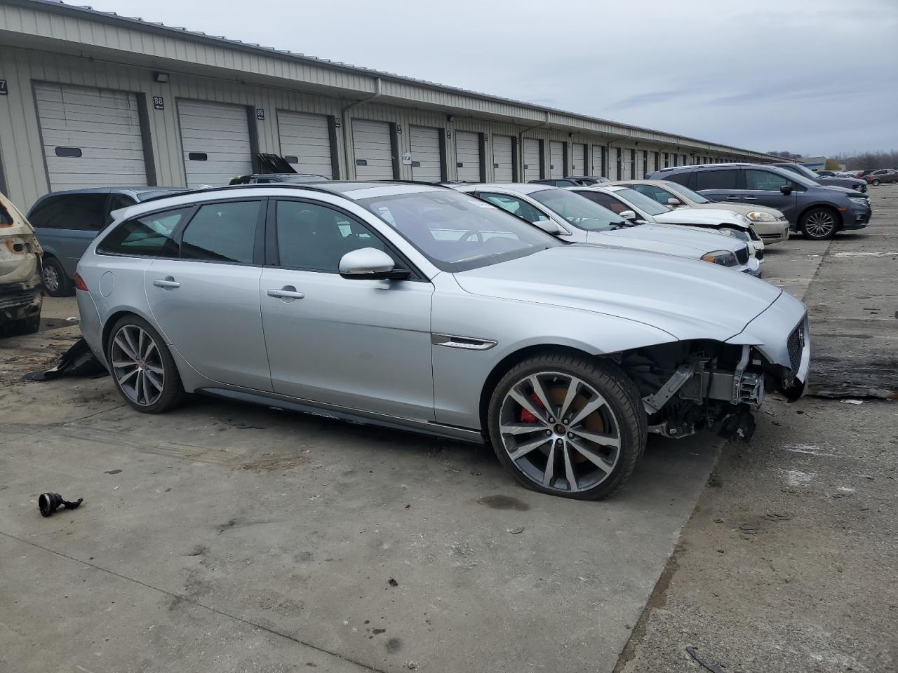 2018 Jaguar XF - Image 4