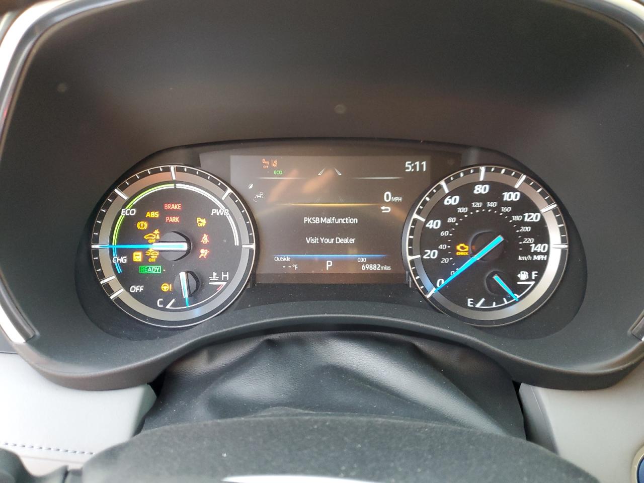 2021 Toyota Highlander - Image 9