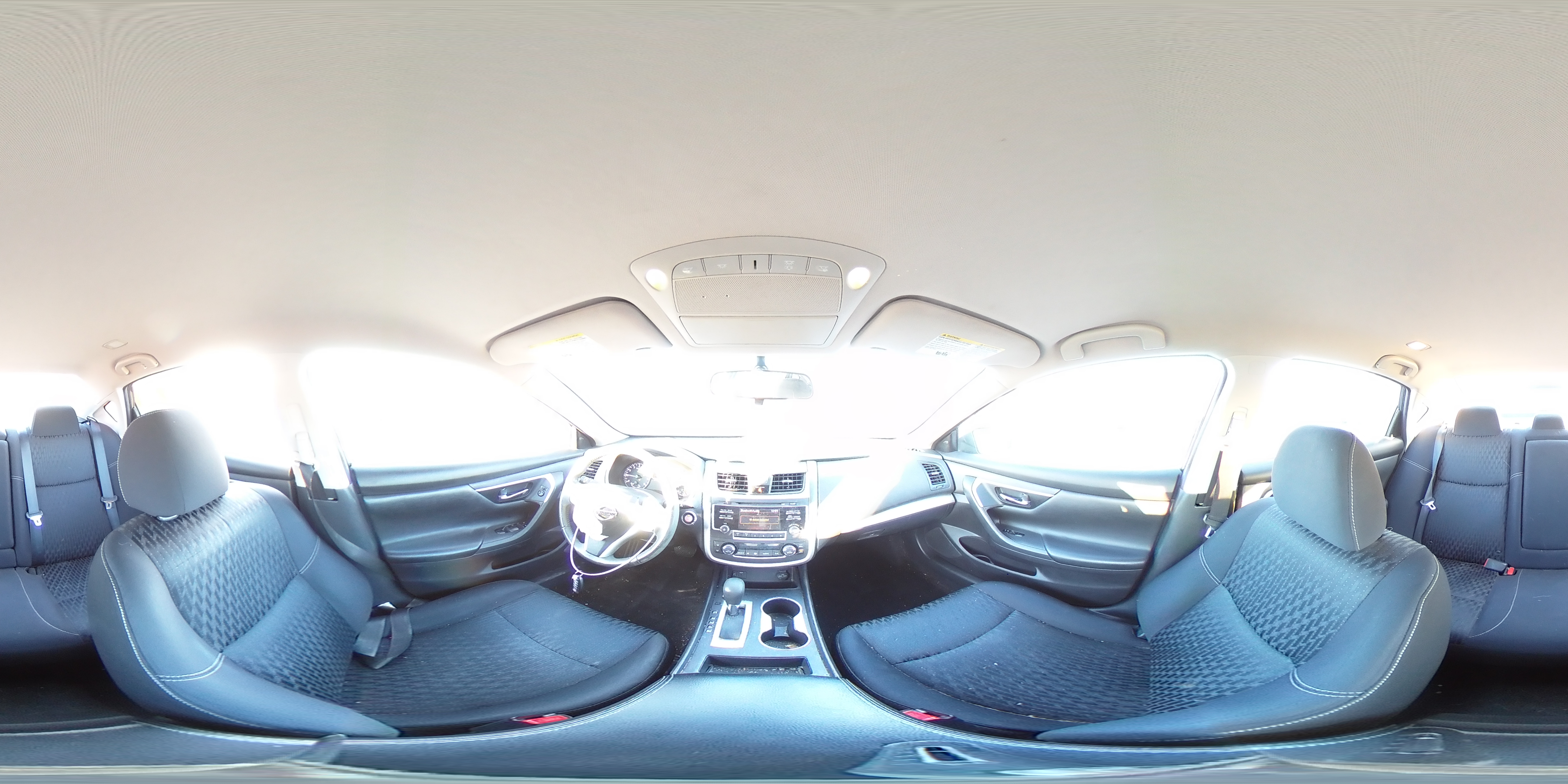 2017 Nissan Altima - Image 12