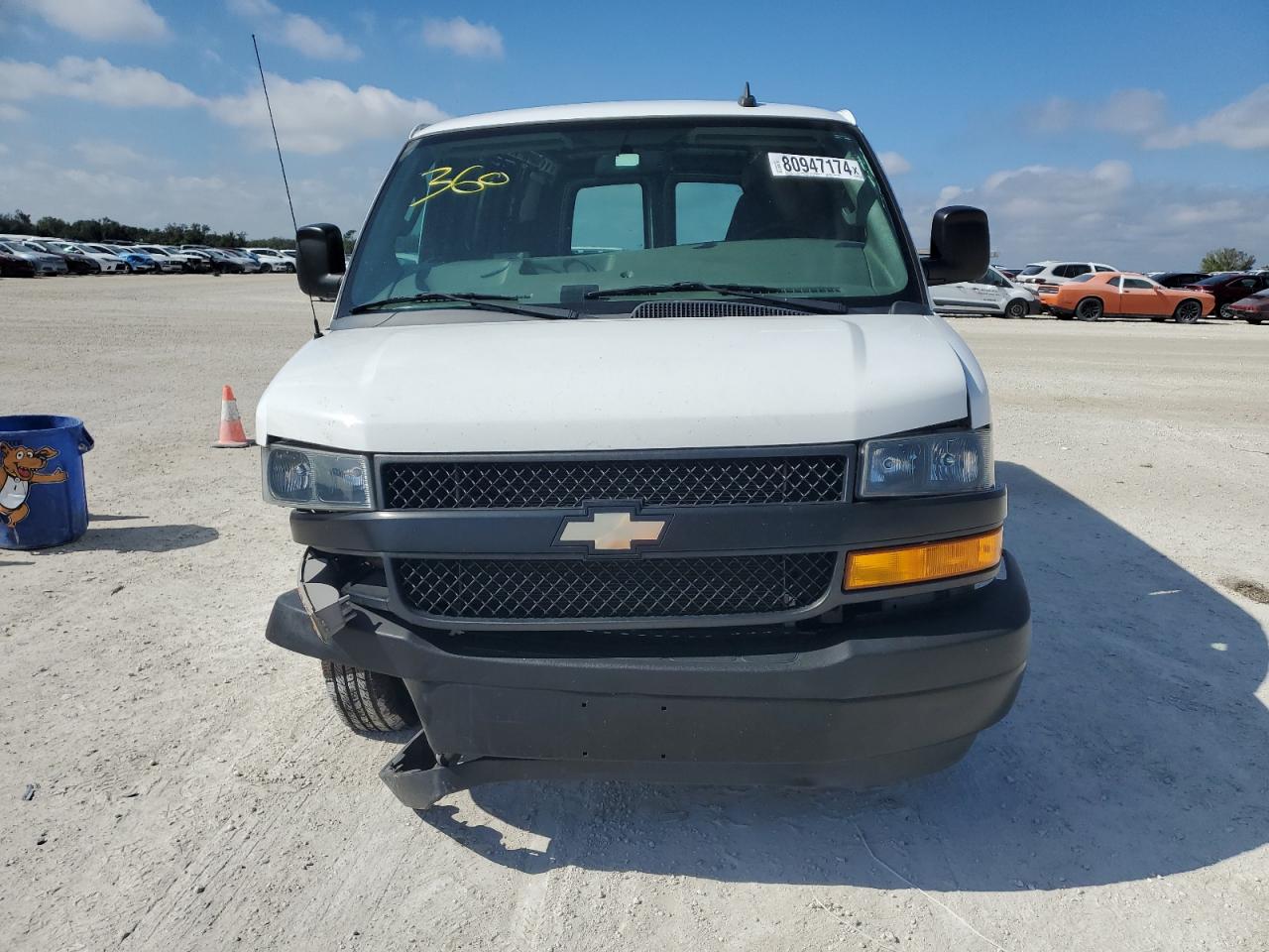 VIN 1GCWGAFP3L1129719 2020 CHEVROLET EXPRESS no.5