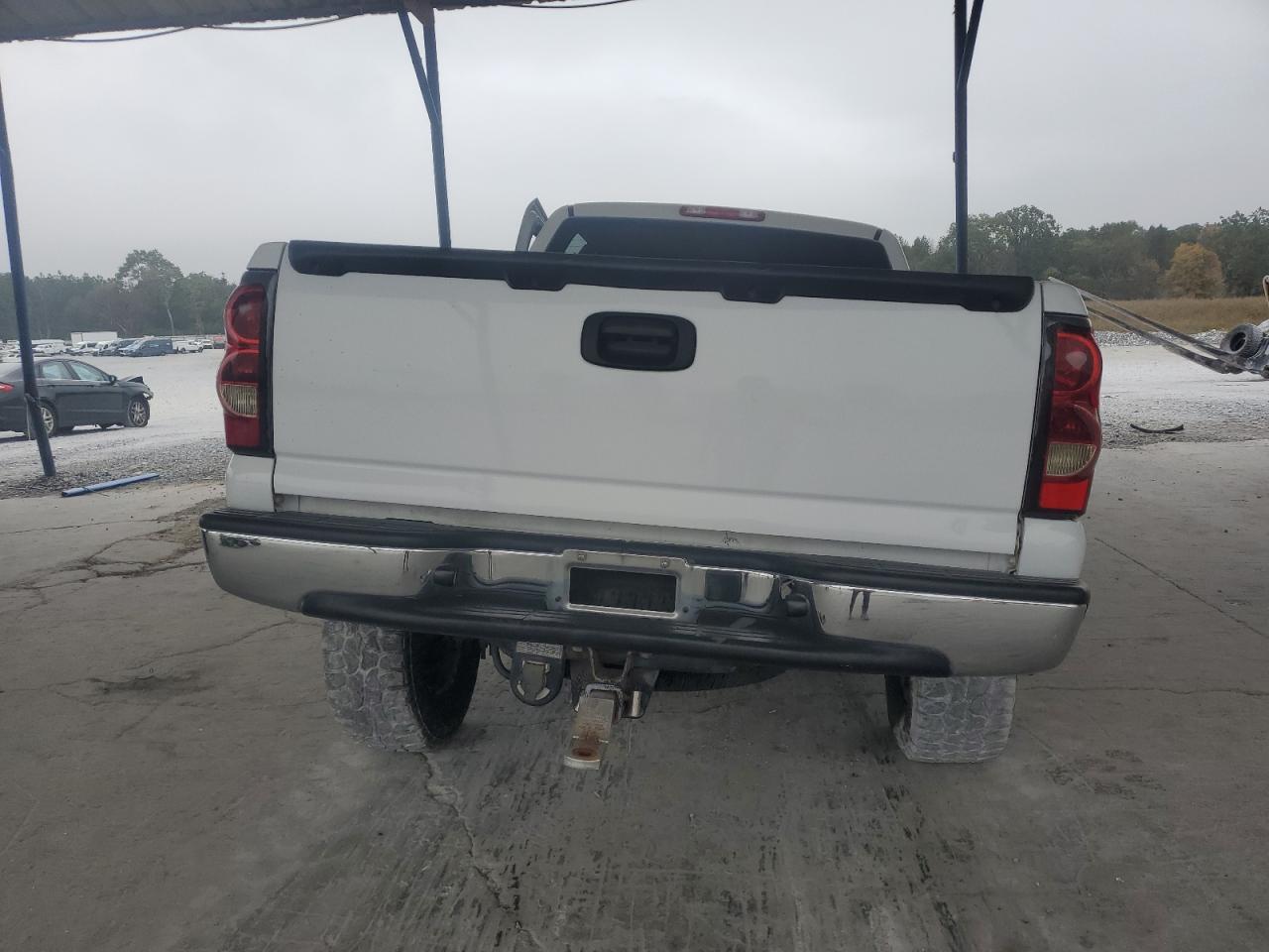 2005 Chevrolet Silverado - Image 6