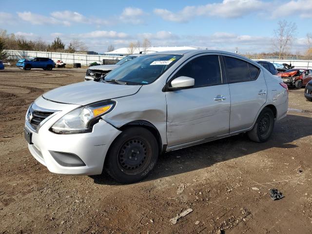  NISSAN VERSA 2017 Сріблястий