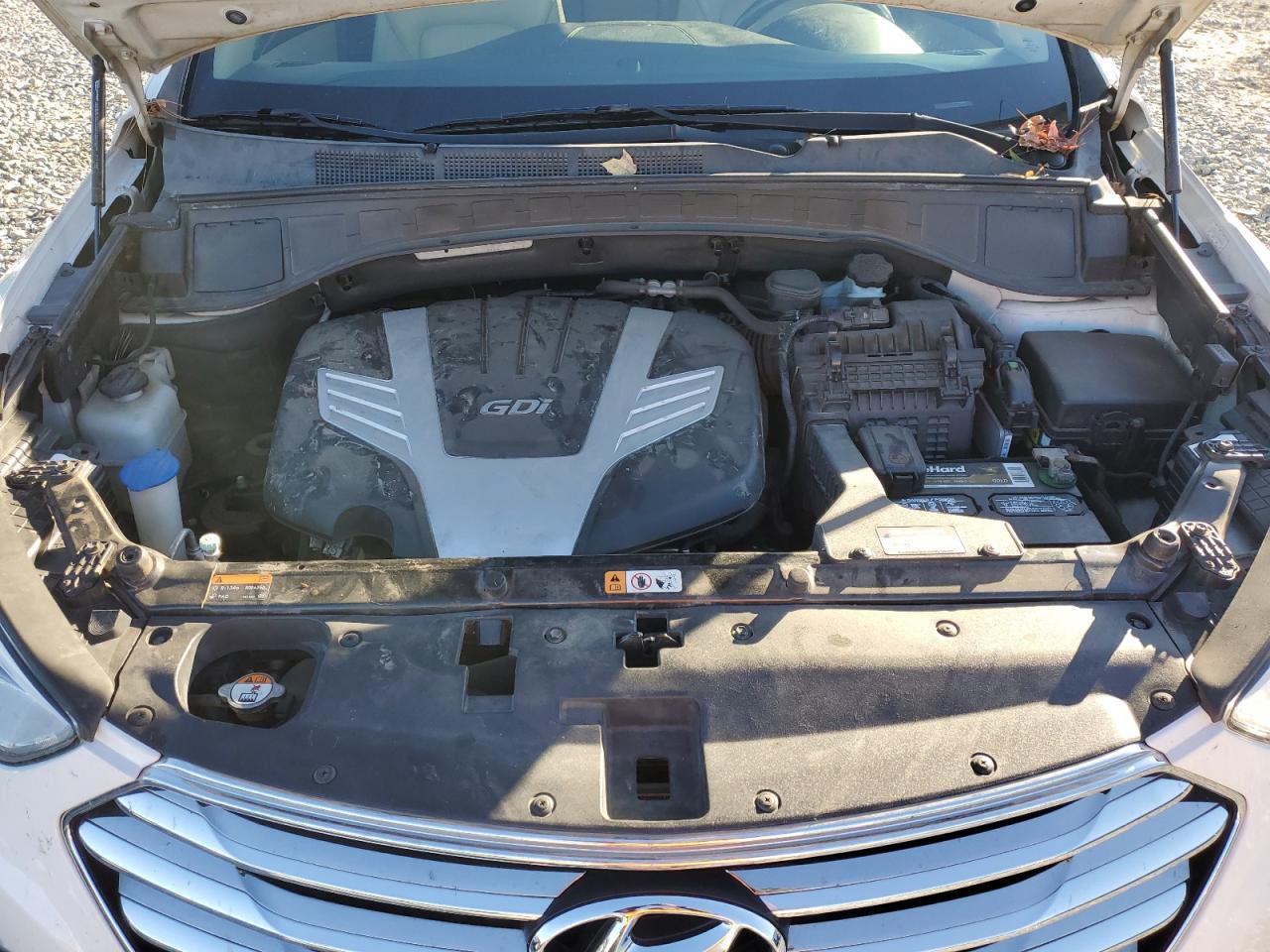 2013 Hyundai Santa Fe - Image 12
