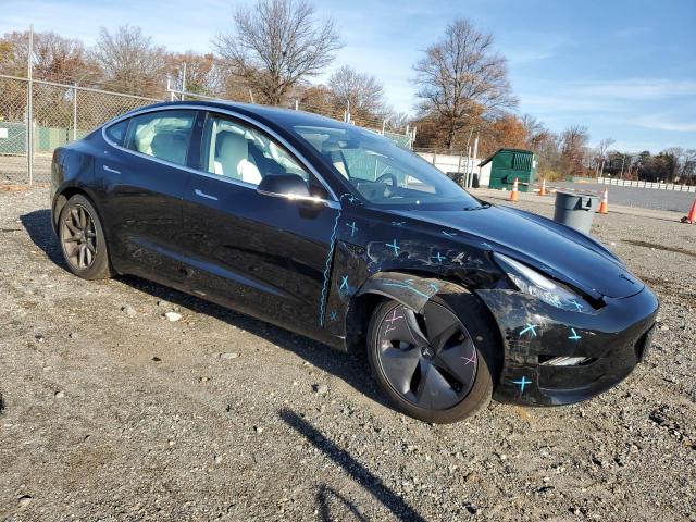  TESLA MODEL 3 2020 Черный