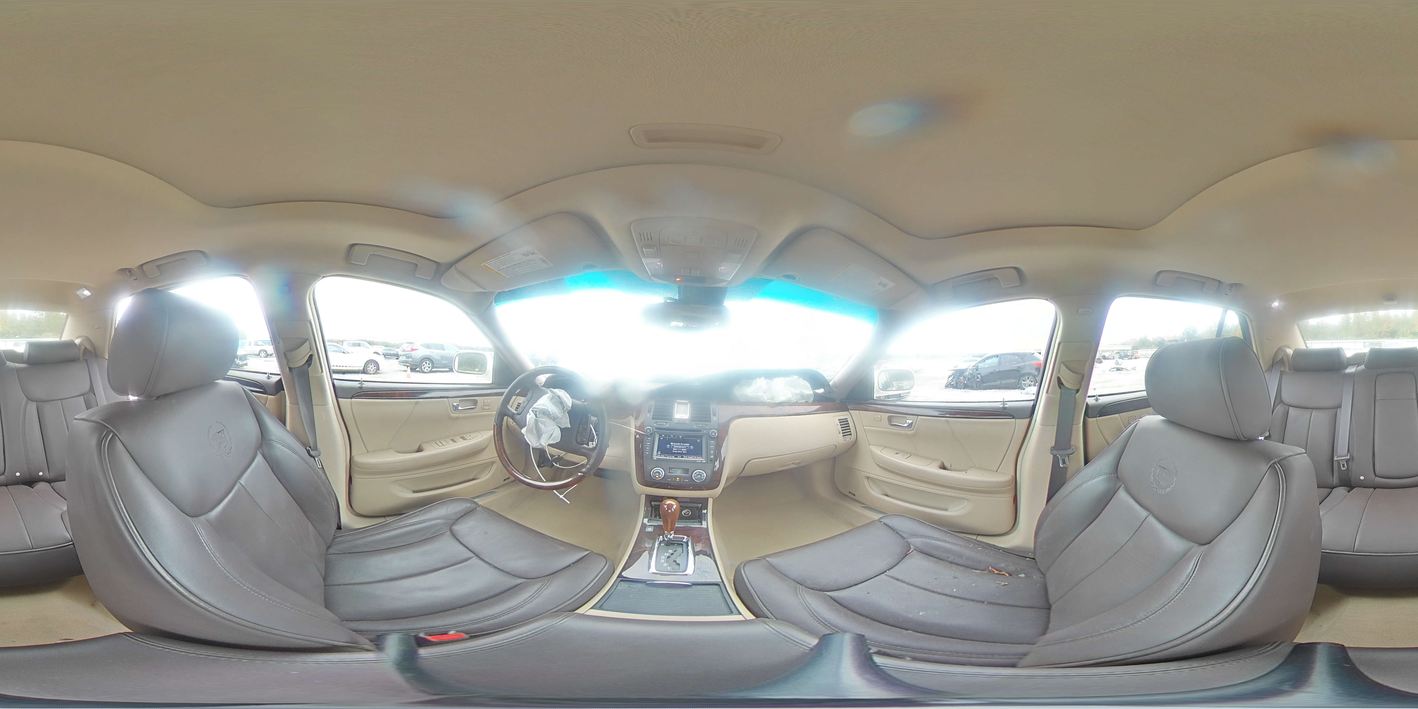 2007 Cadillac DTS - Image 13