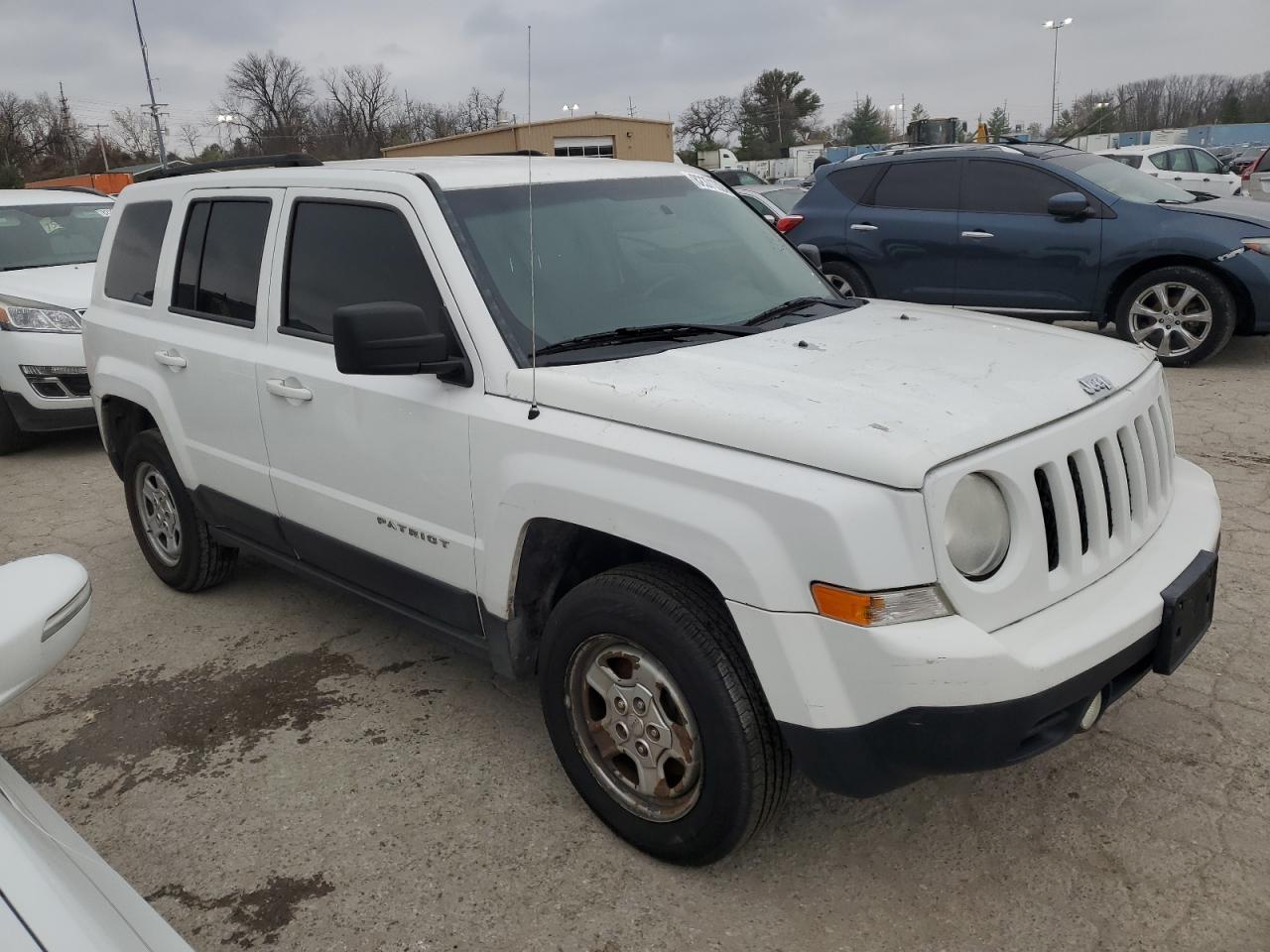 VIN 1C4NJPBB0ED747592 2014 JEEP PATRIOT no.4