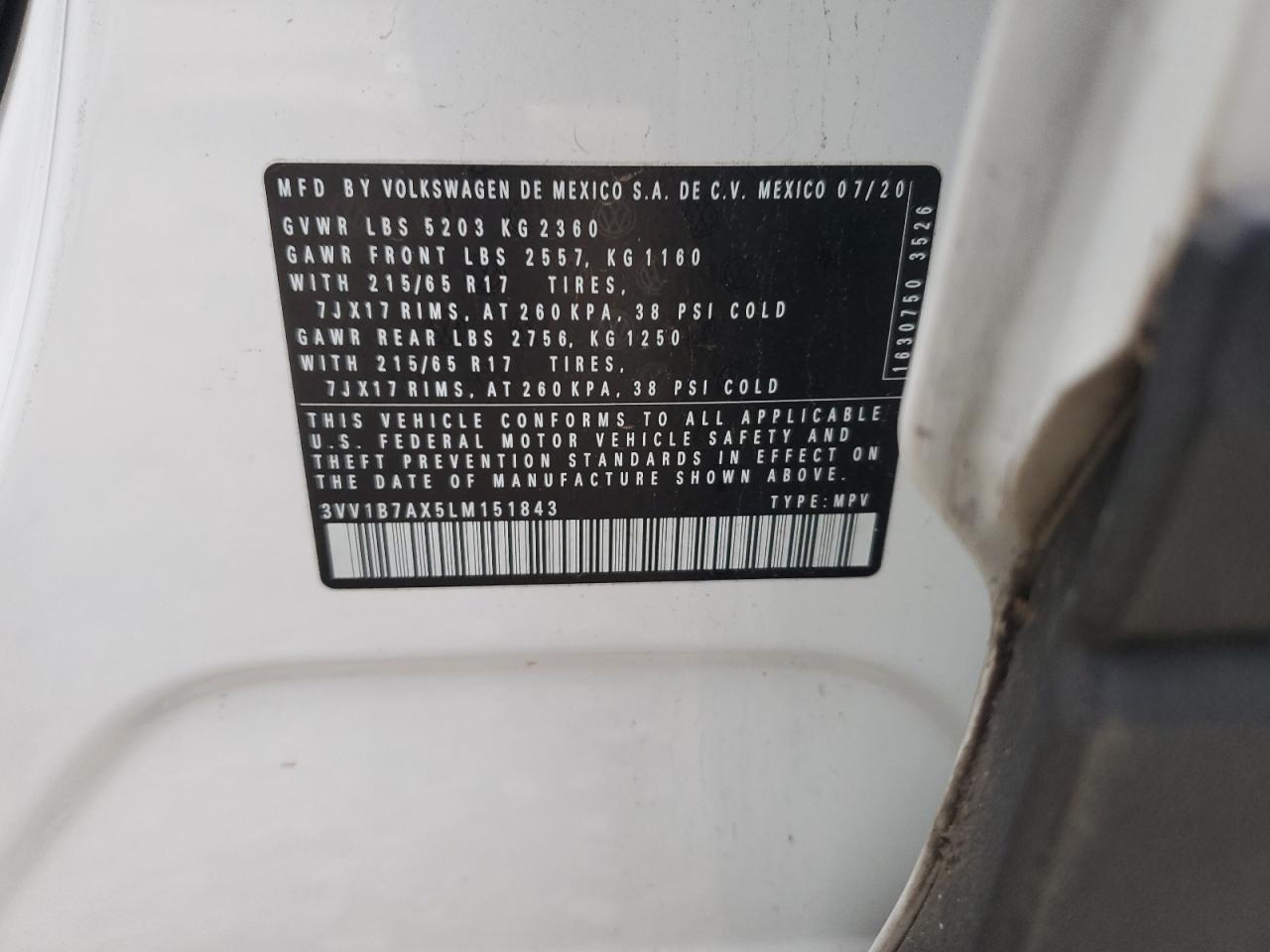 2020 Volkswagen Tiguan - Image 13