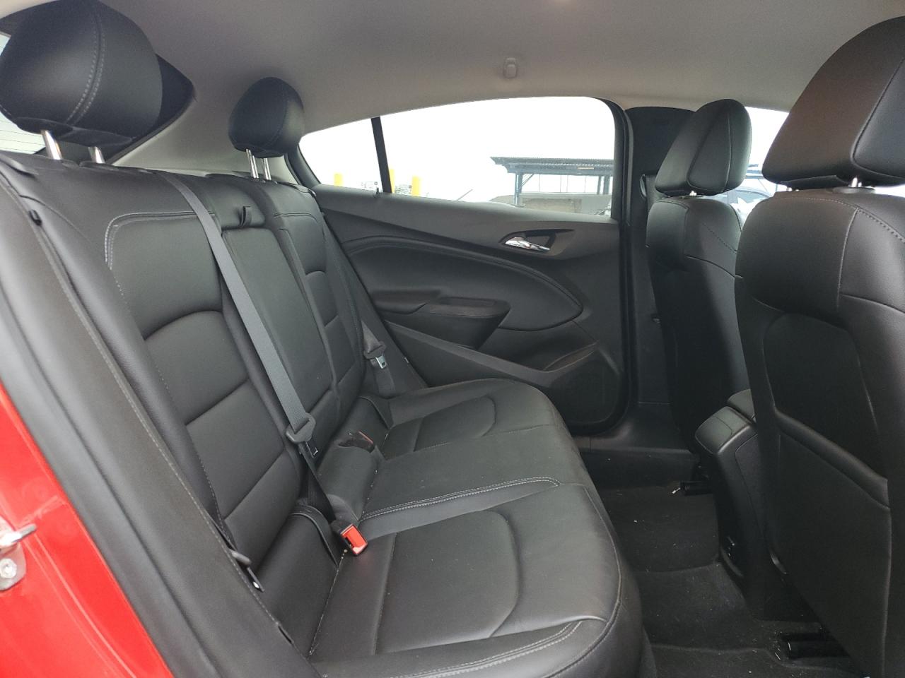 2018 Chevrolet Cruze - Image 10