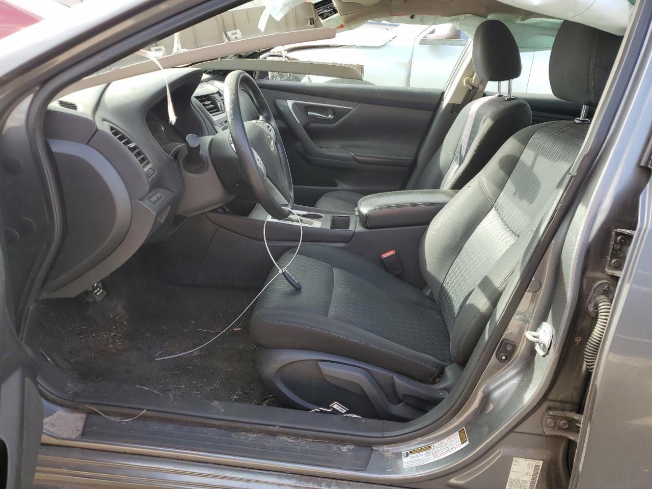 2017 Nissan Altima - Image 7
