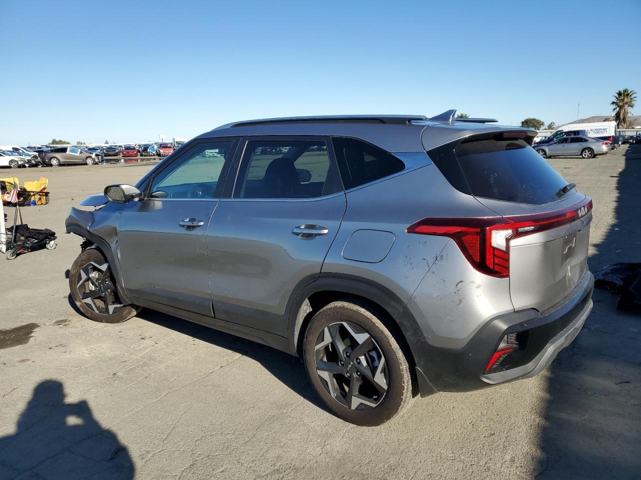 2024 Kia Seltos - Image 2