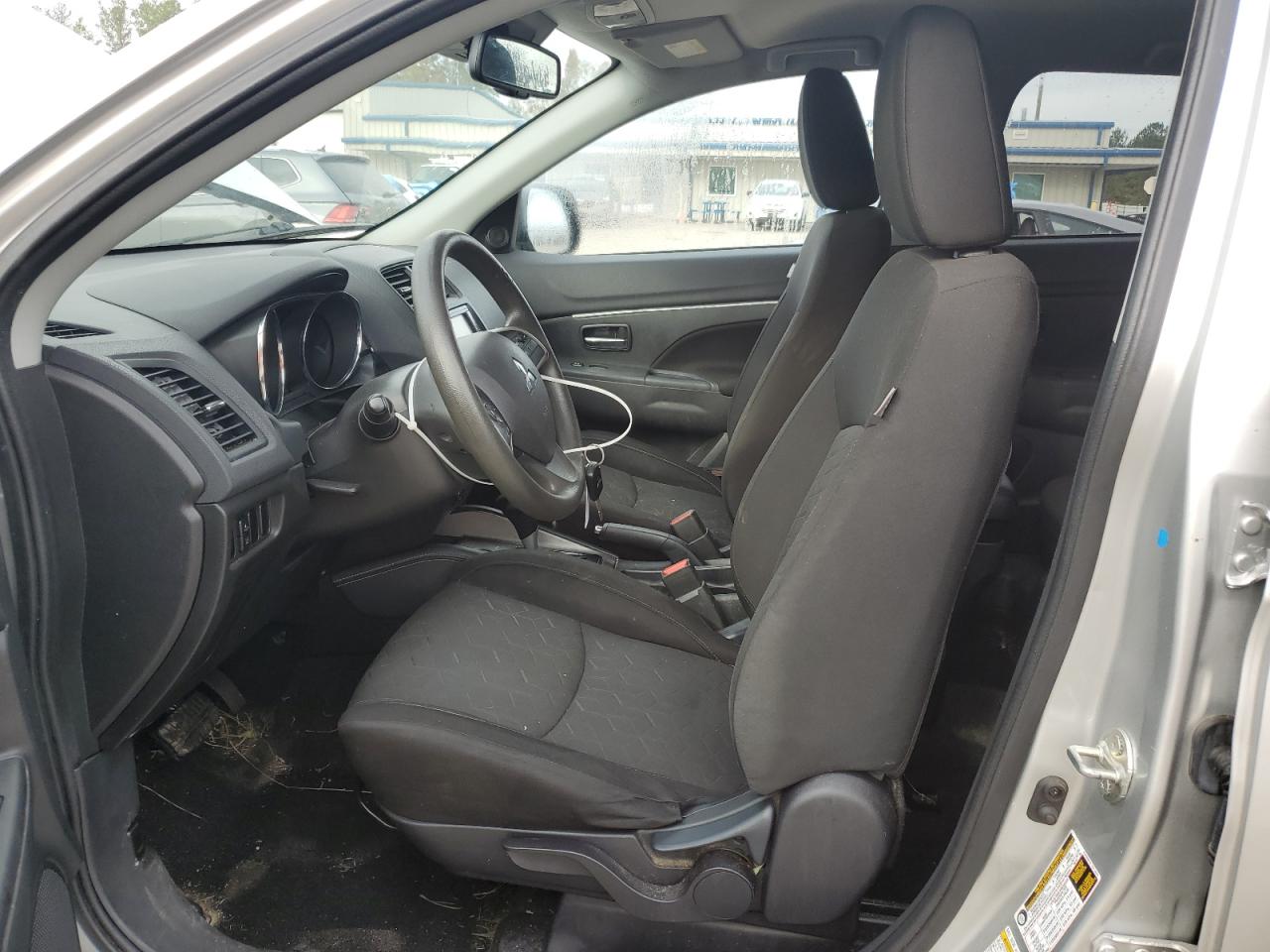2021 Mitsubishi Outlander - Image 7