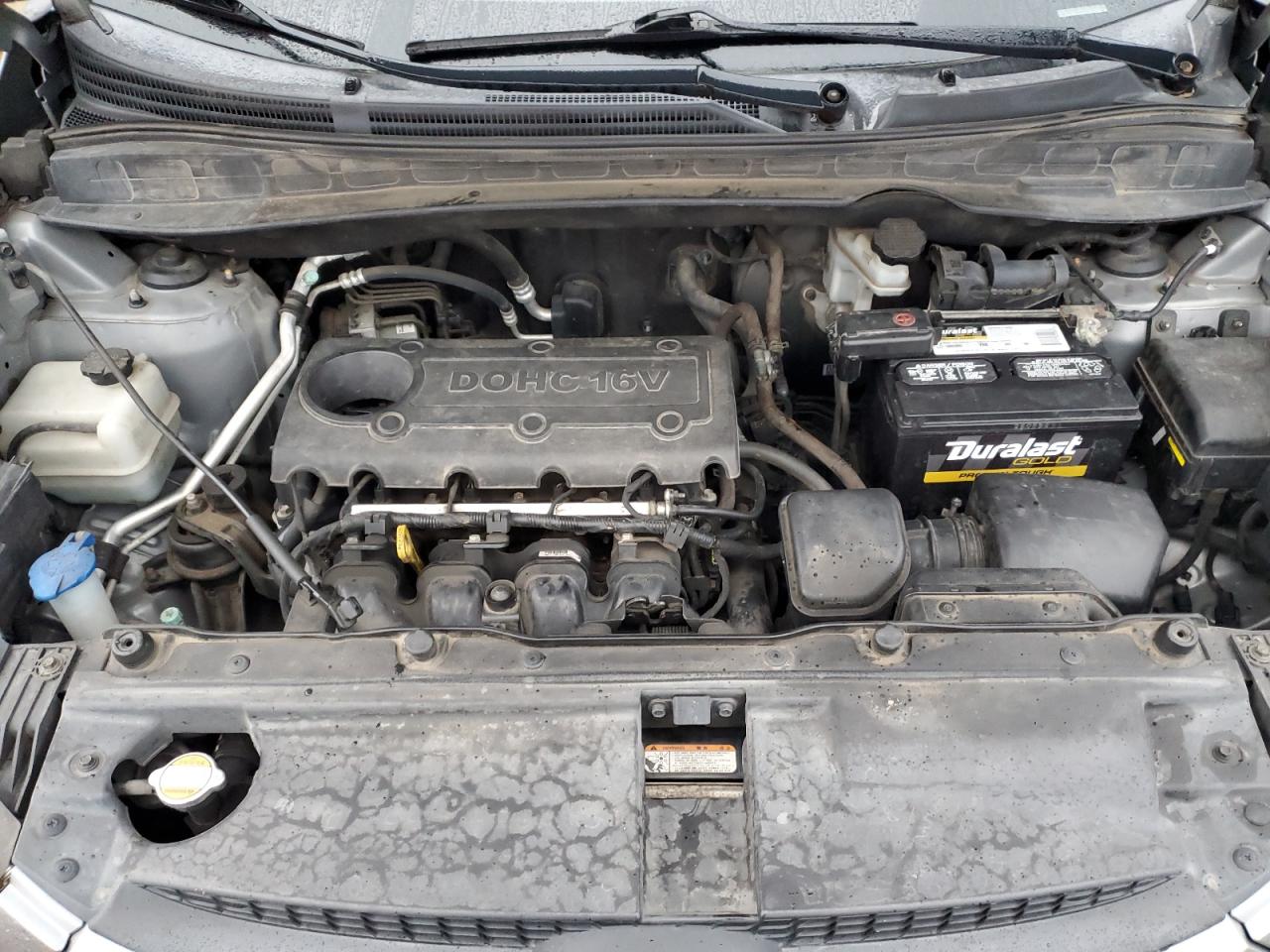 2011 Hyundai Tucson - Image 12