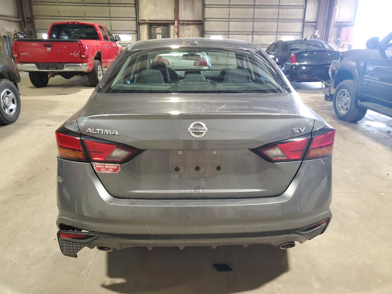 2019 Nissan Altima - Image 6