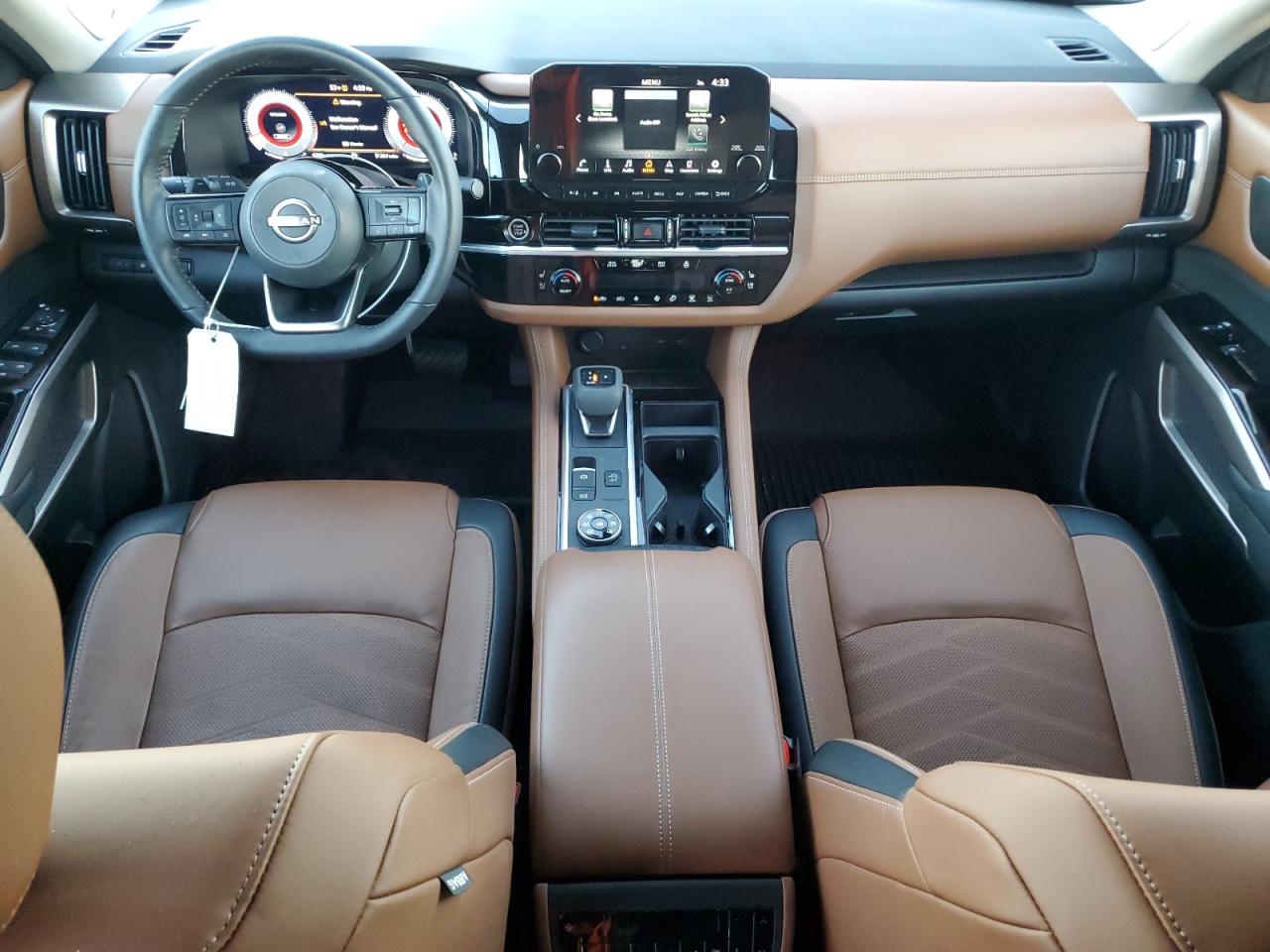2024 Nissan Pathfinder - Image 8