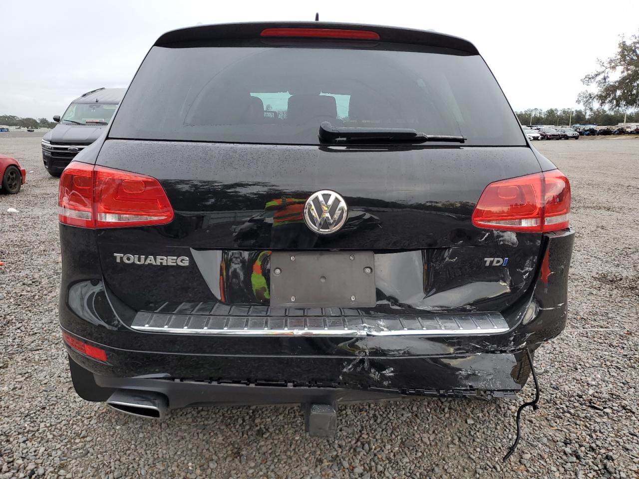 2014 Volkswagen Touareg V6 Tdi VIN: WVGEP9BP4ED010137 Lot: 79086844