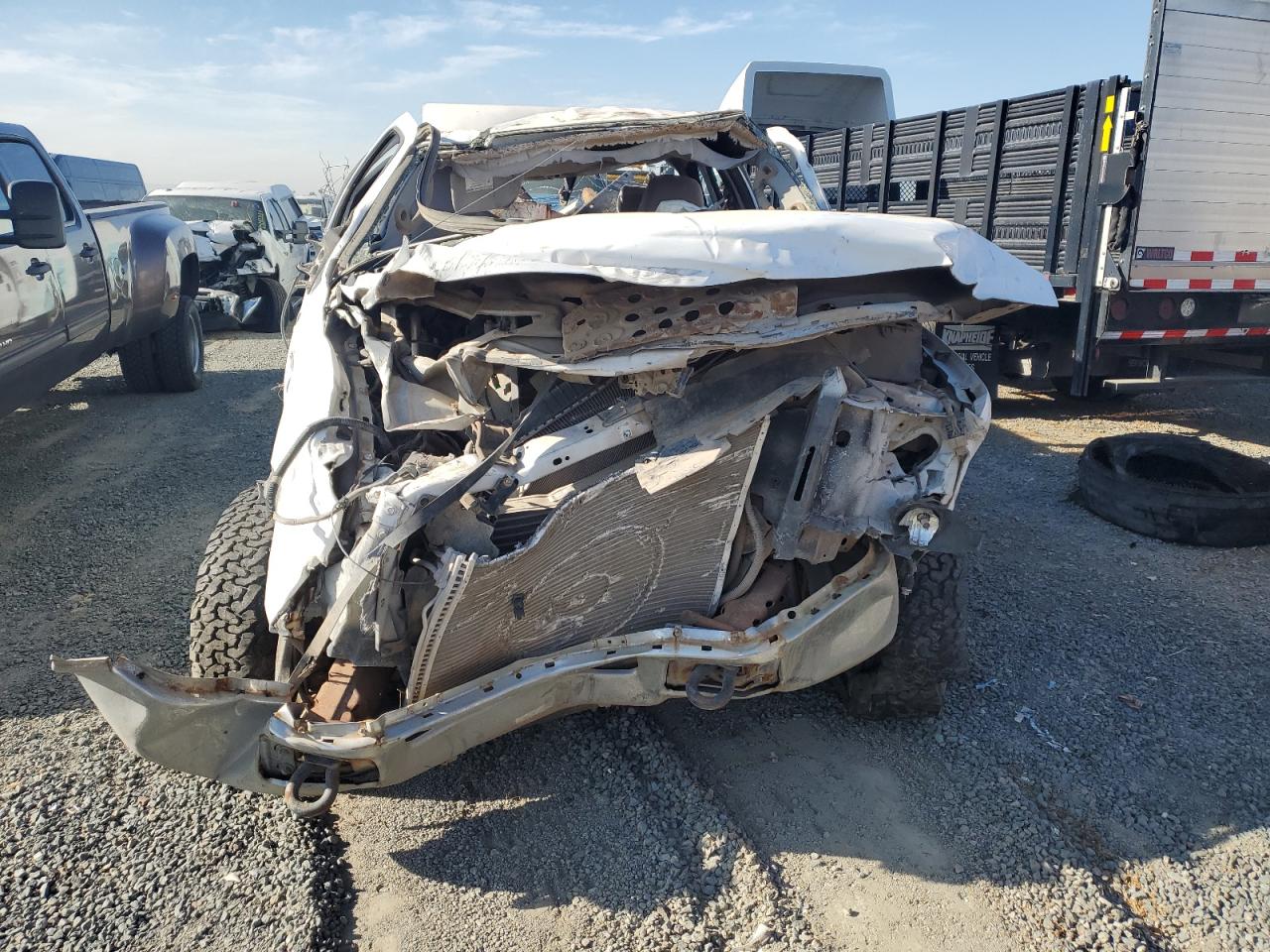 2006 Ford F250 - Image 5