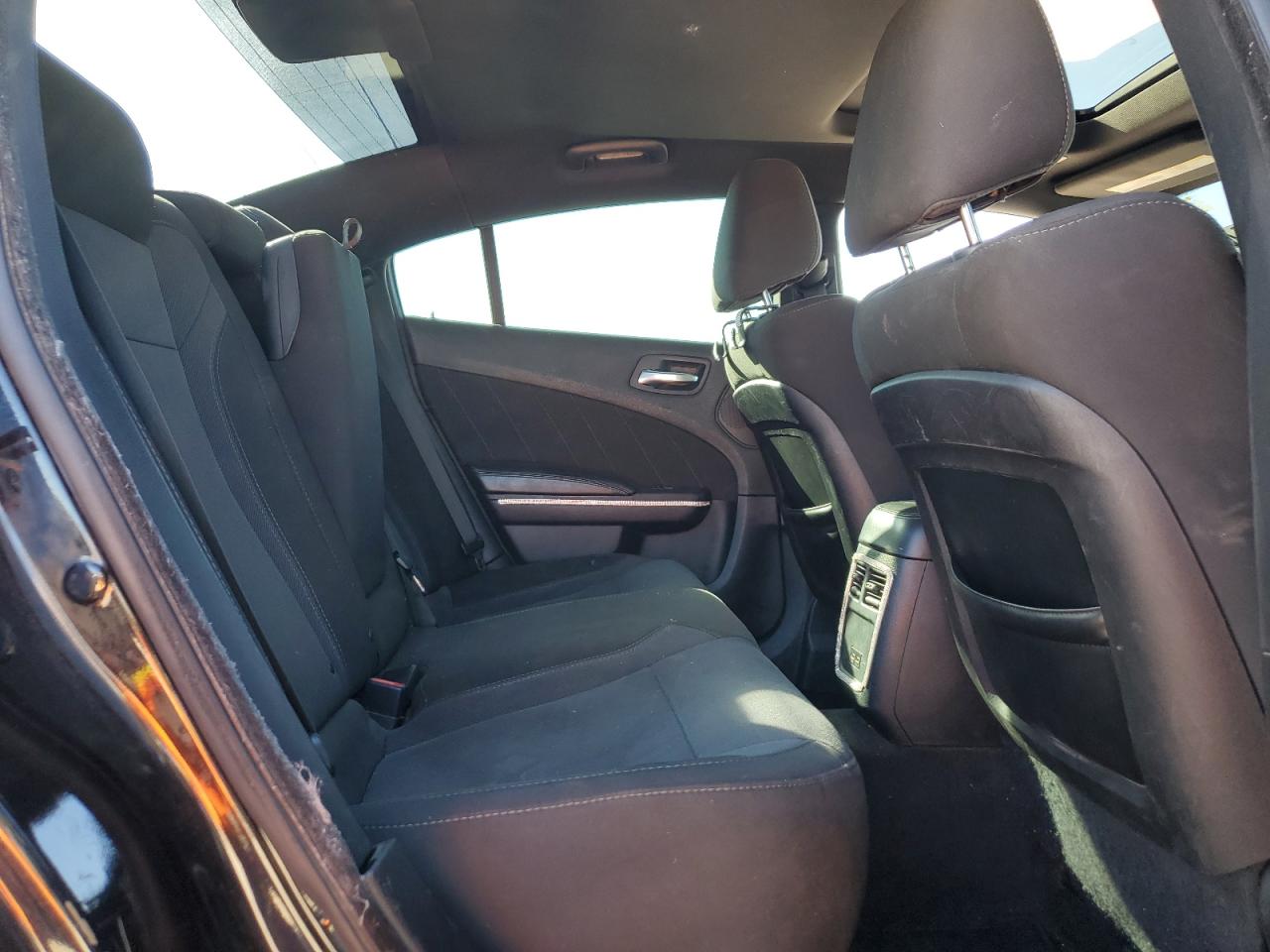 2017 Dodge Charger - Image 10