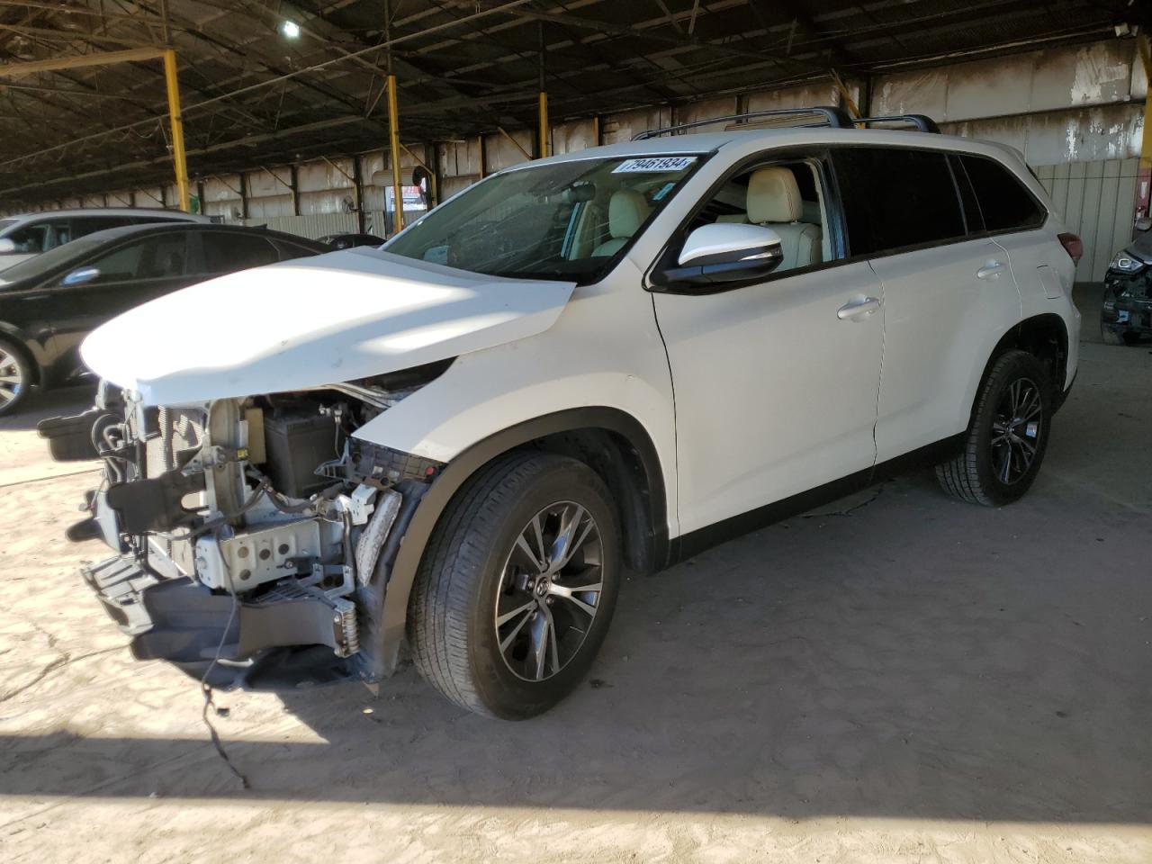 2019 Toyota Highlander - Image 1