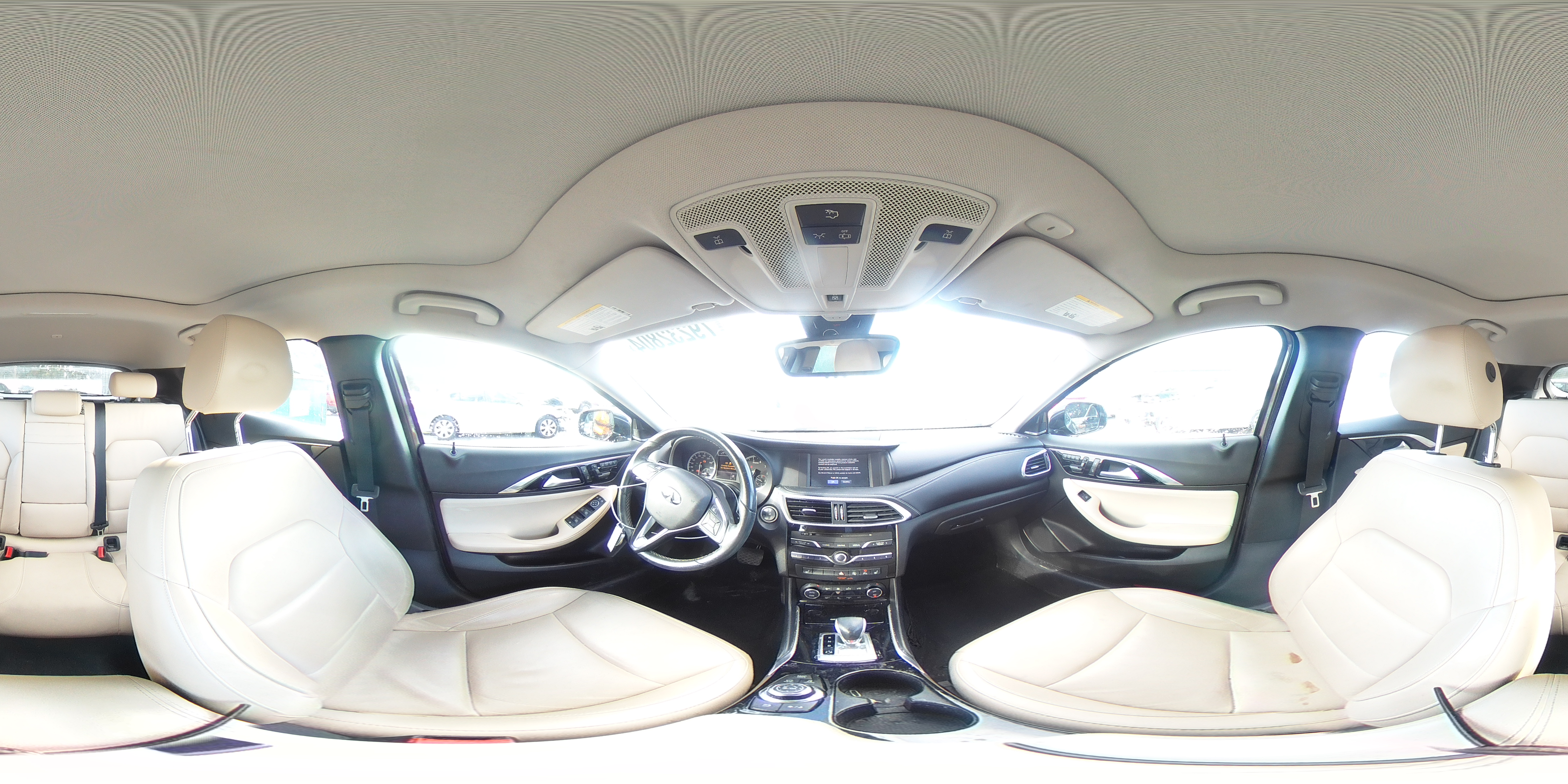 2017 Infiniti QX30 - Image 15