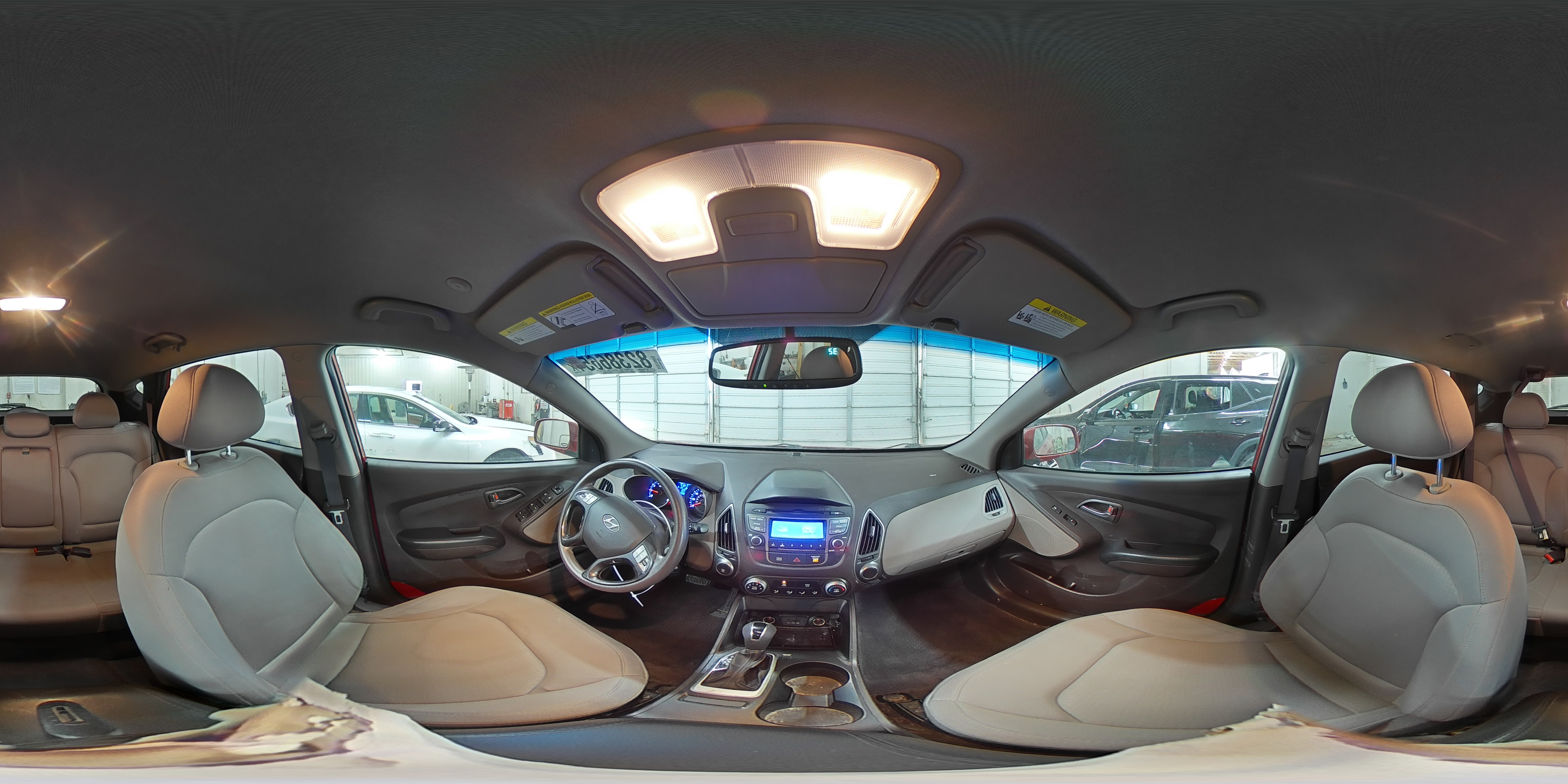 2014 Hyundai Tucson - Image 15