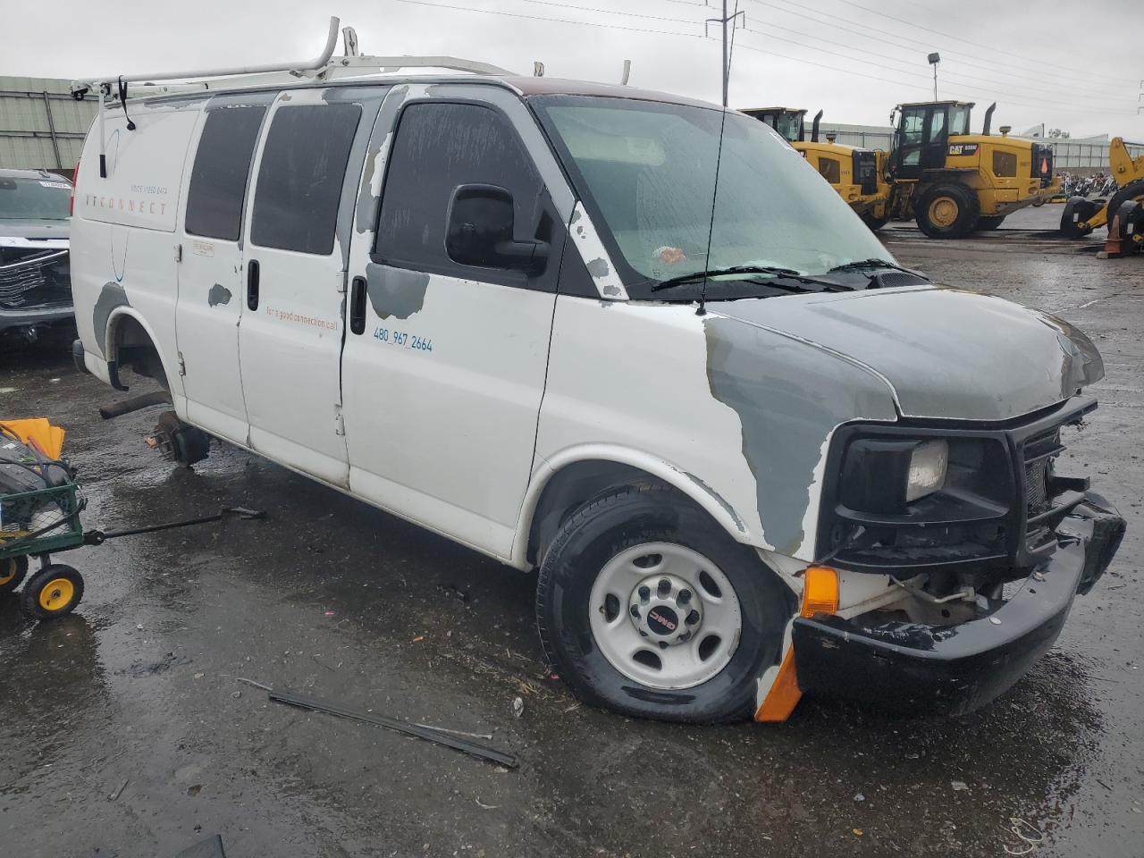 2007 GMC Savana - Image 4
