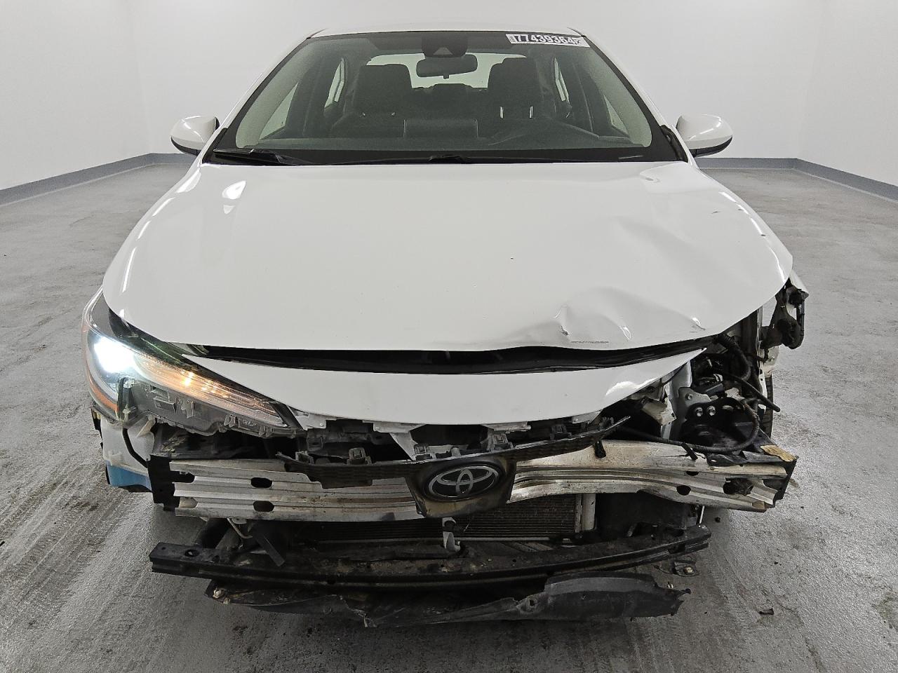 2020 Toyota Corolla Le for Sale in Van Nuys, CA - Front End